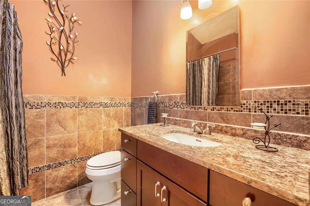 605 Sterling Oaks Drive Property Photo 22