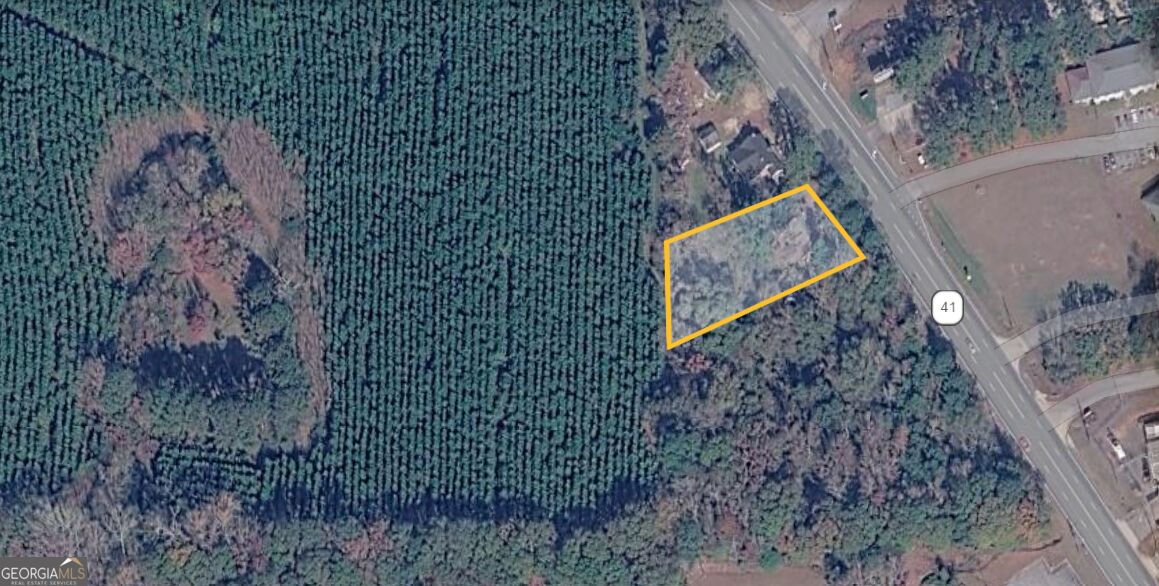 2525 Roosevelt Highway Property Photo 15
