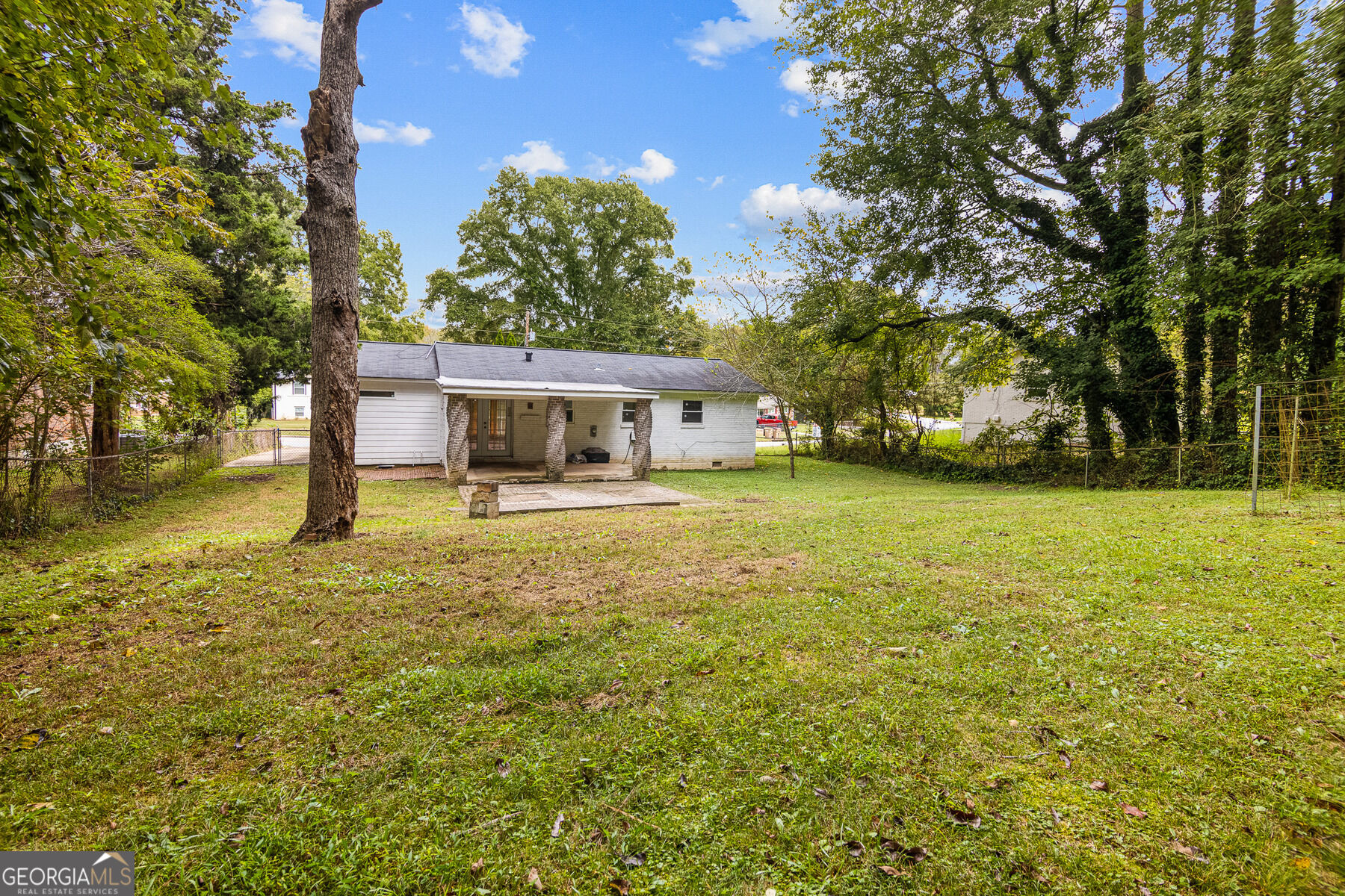 349 Roxbury Drive Property Photo 15