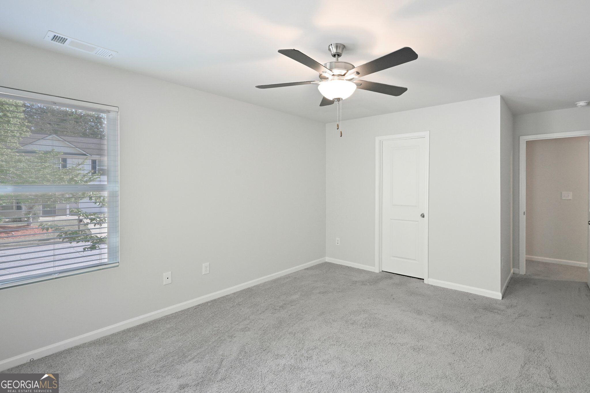 4437 Ben Hill Road Property Photo 14