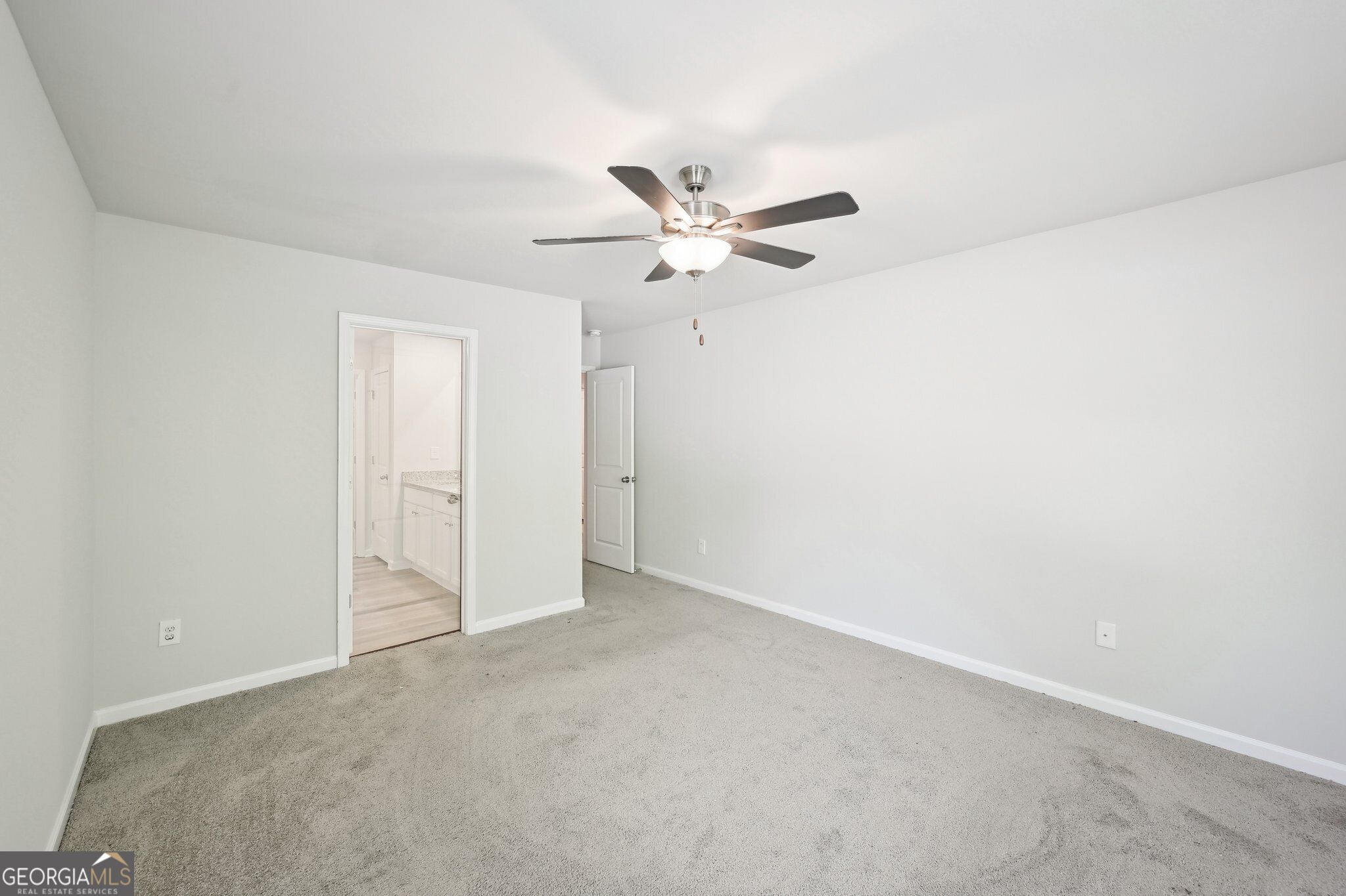 4437 Ben Hill Road Property Photo 15