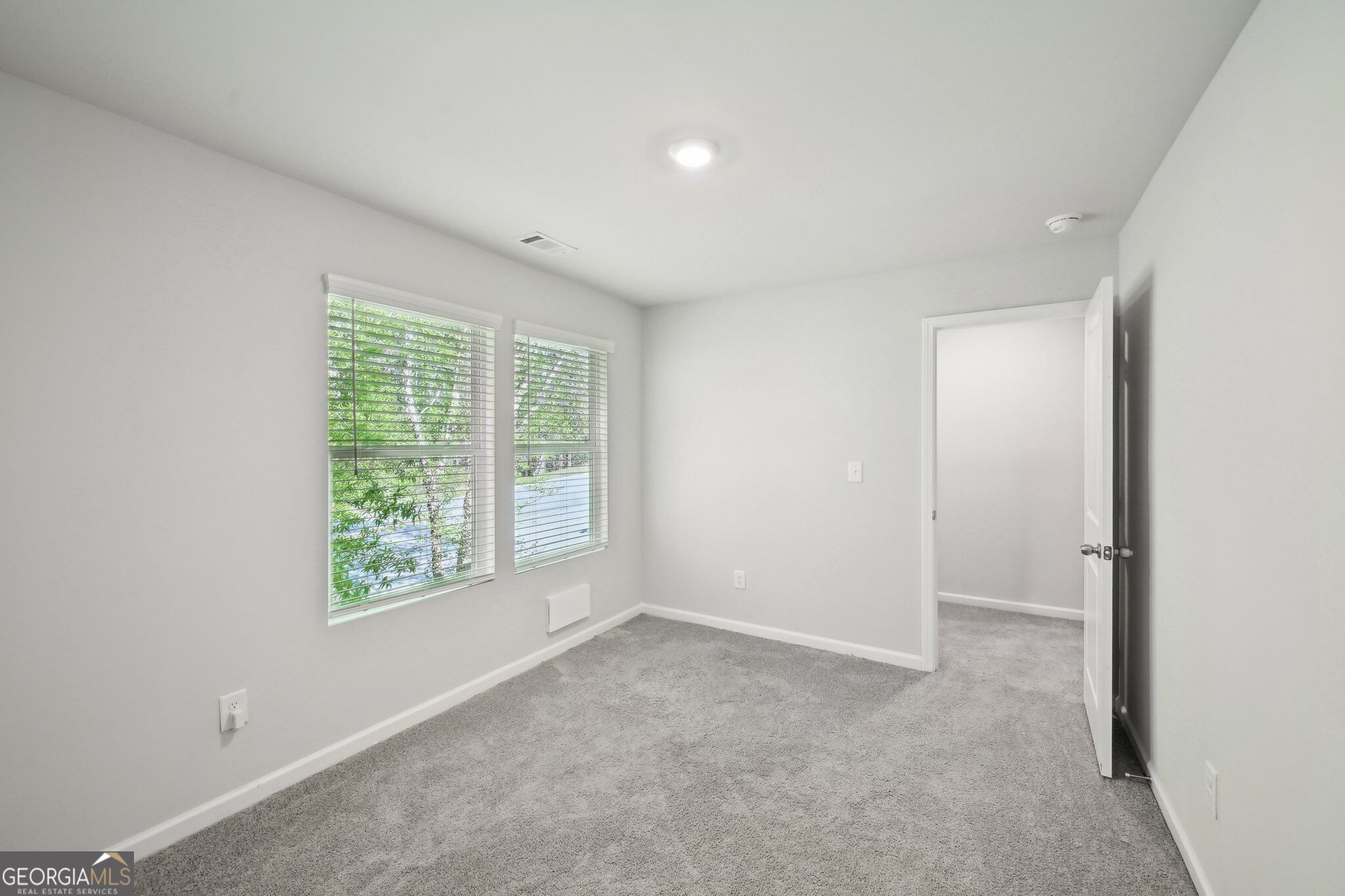 4437 Ben Hill Road Property Photo 24