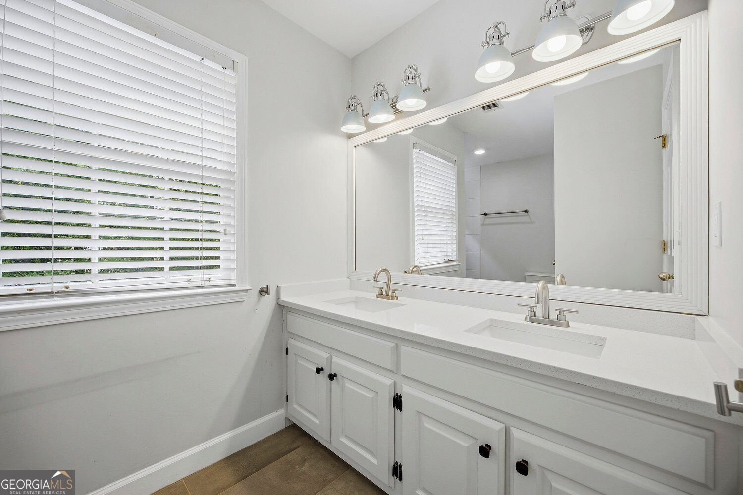 7525 S Spalding Lake Drive Property Photo 14