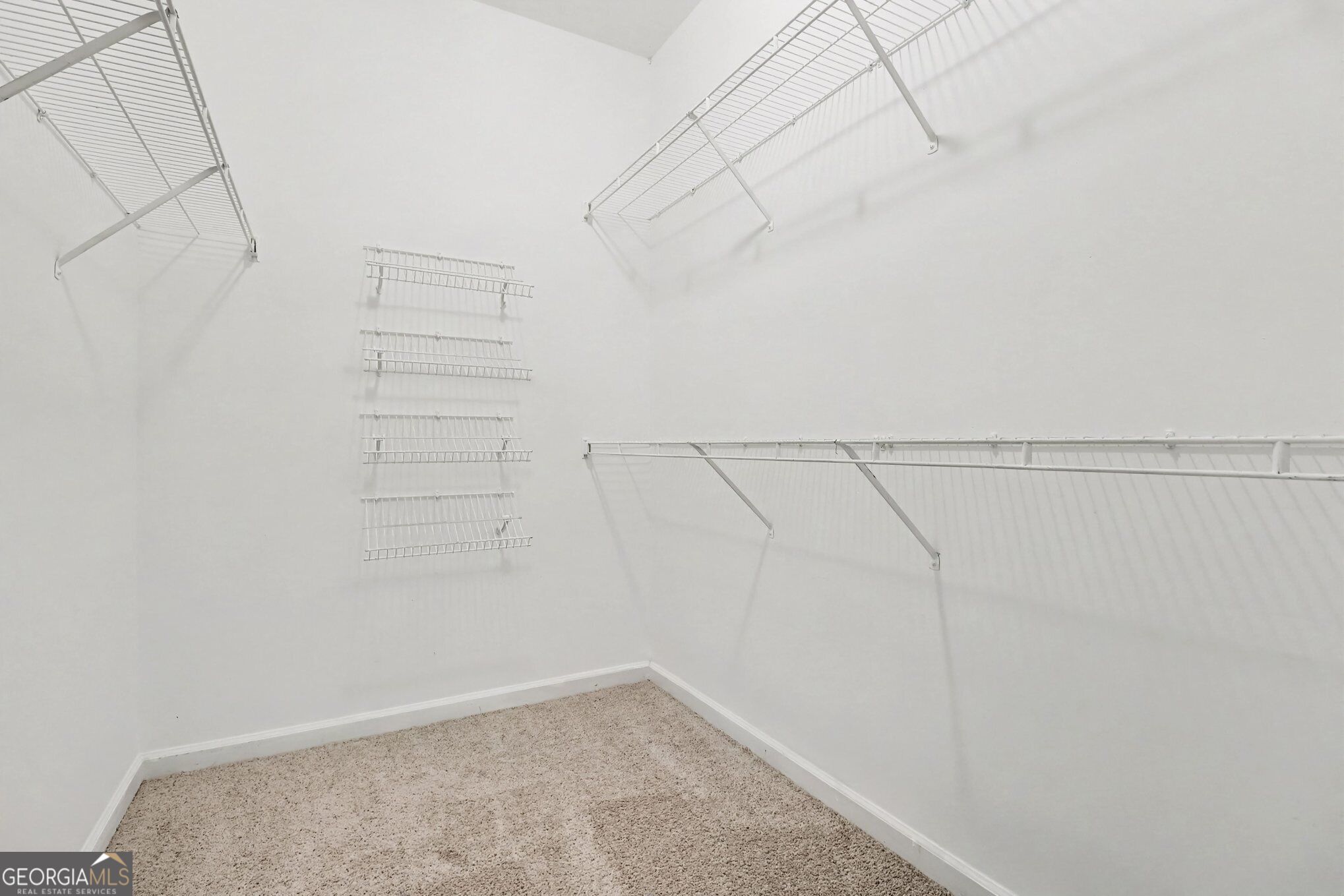 2260 Misty Oaks Drive Property Photo 19