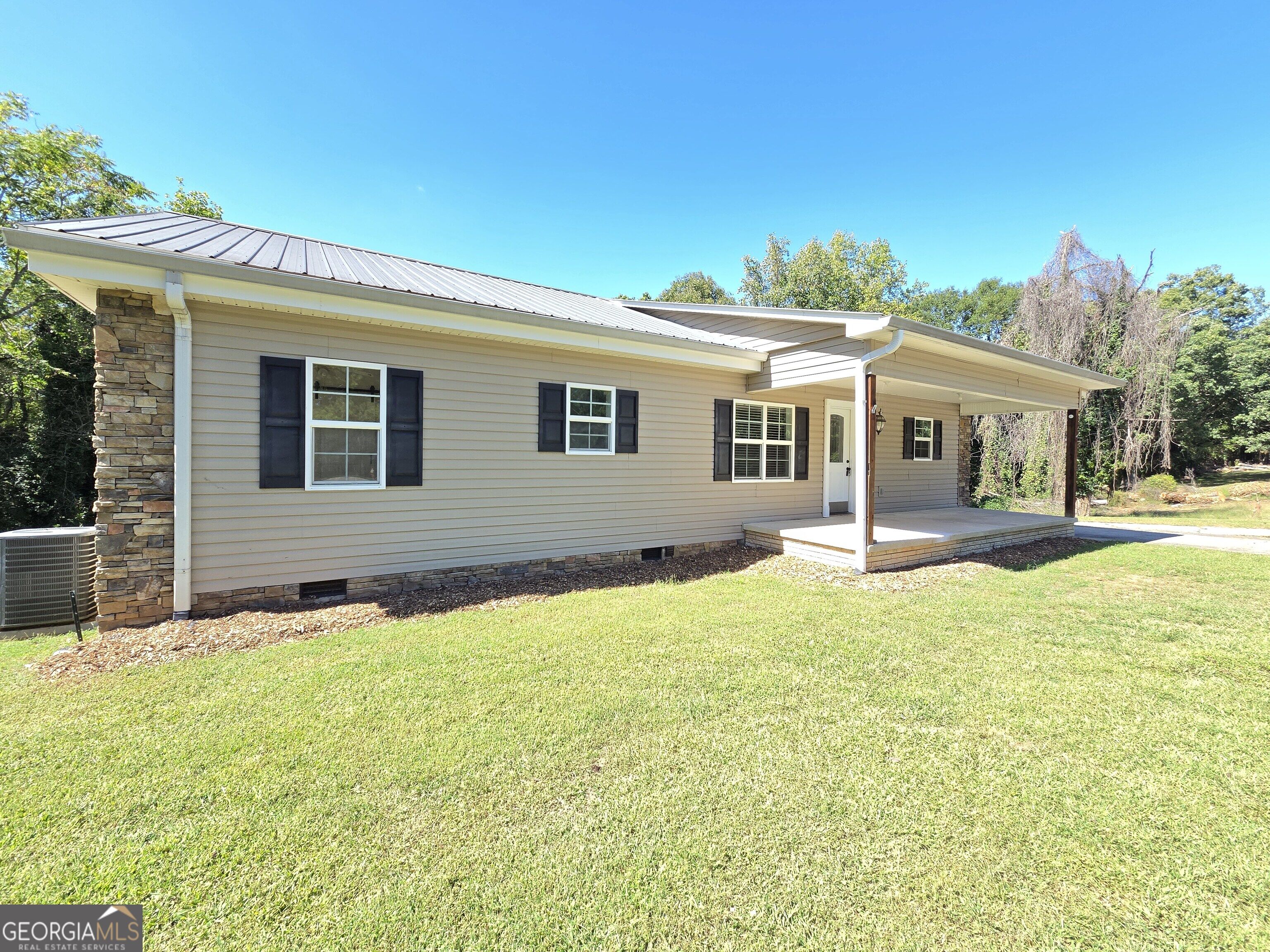 570 Baldwin Falls Road Property Photo 2