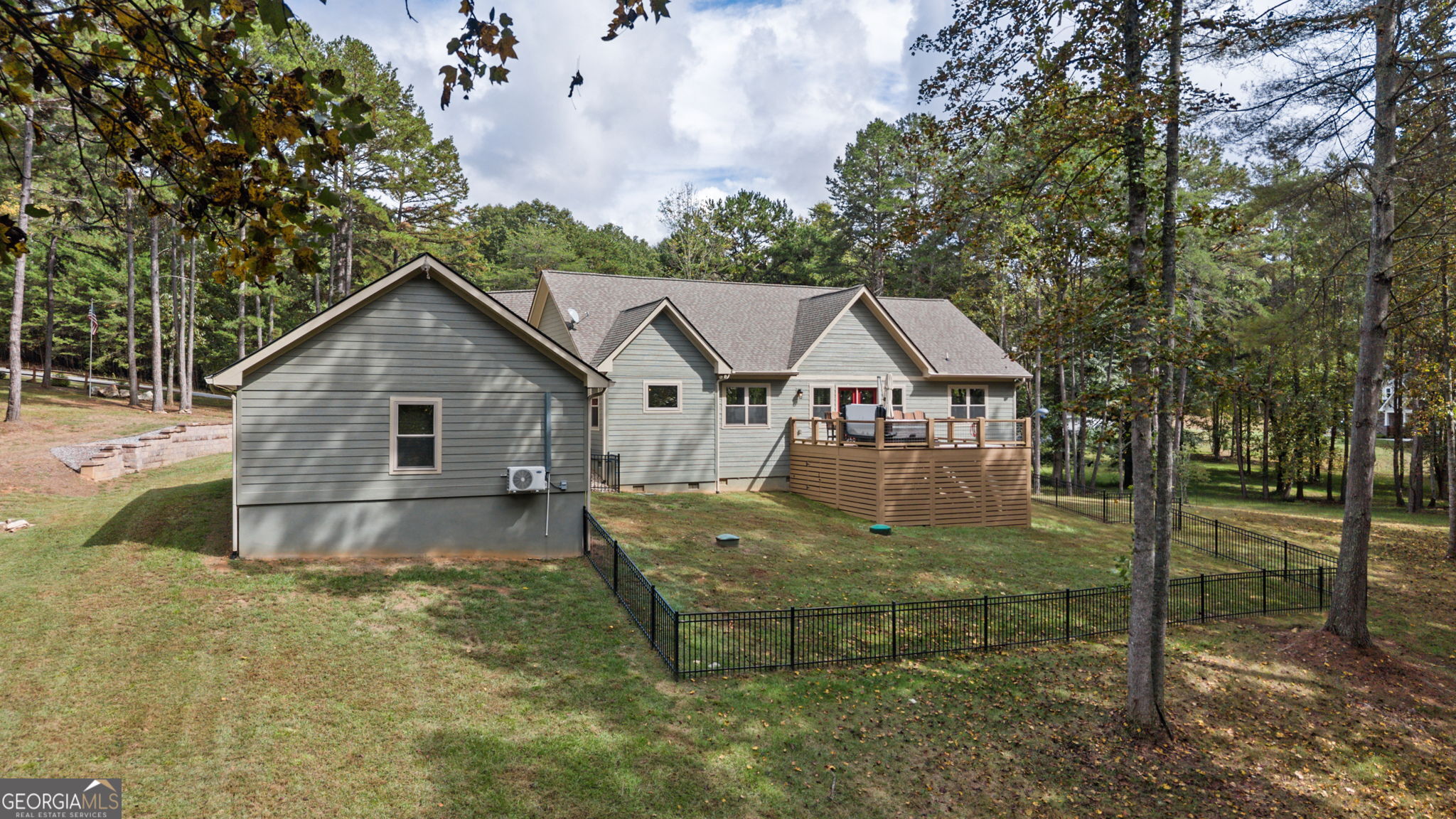 252 Yonah Way Property Photo 43