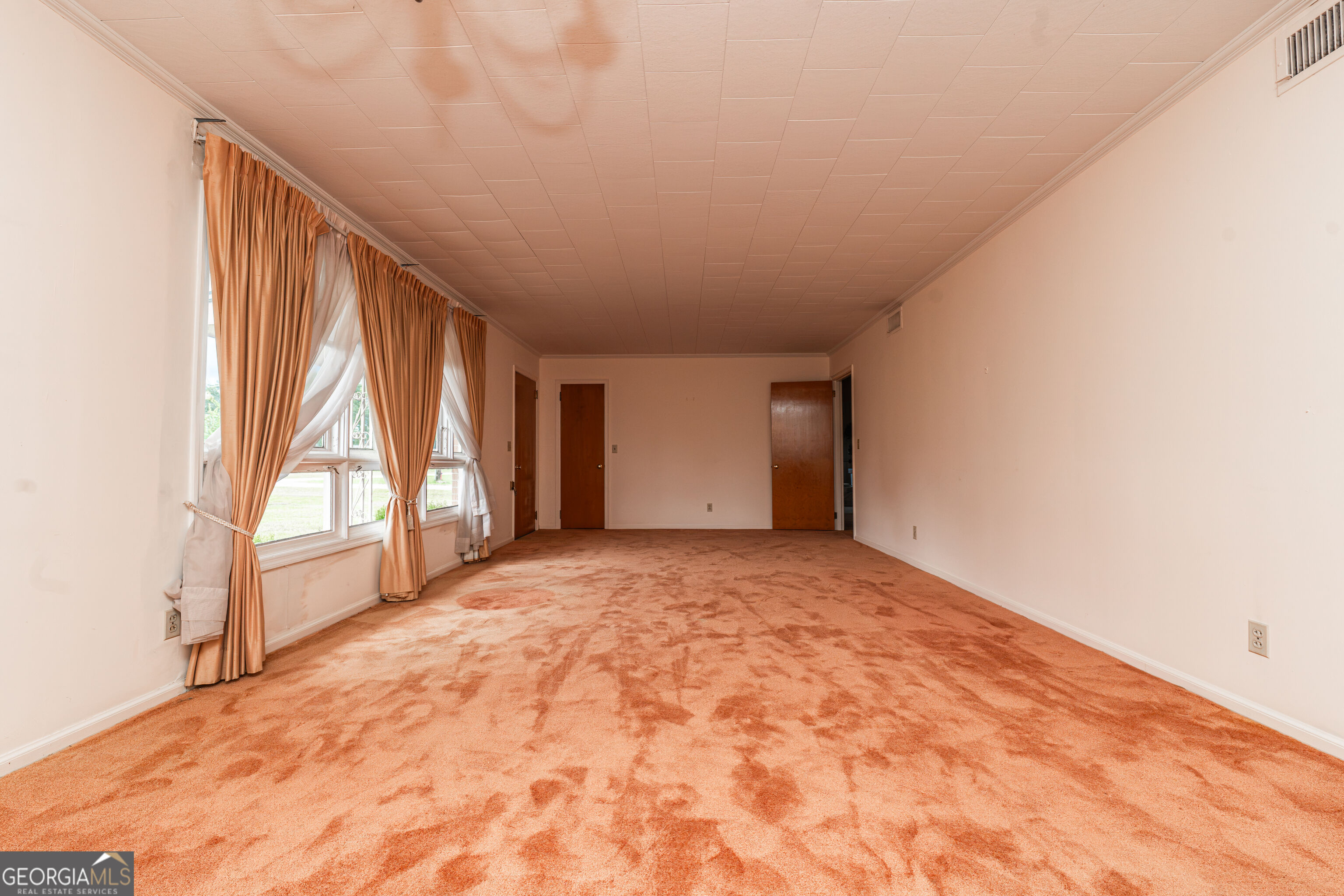410 S Newcombe Avenue Property Photo 19