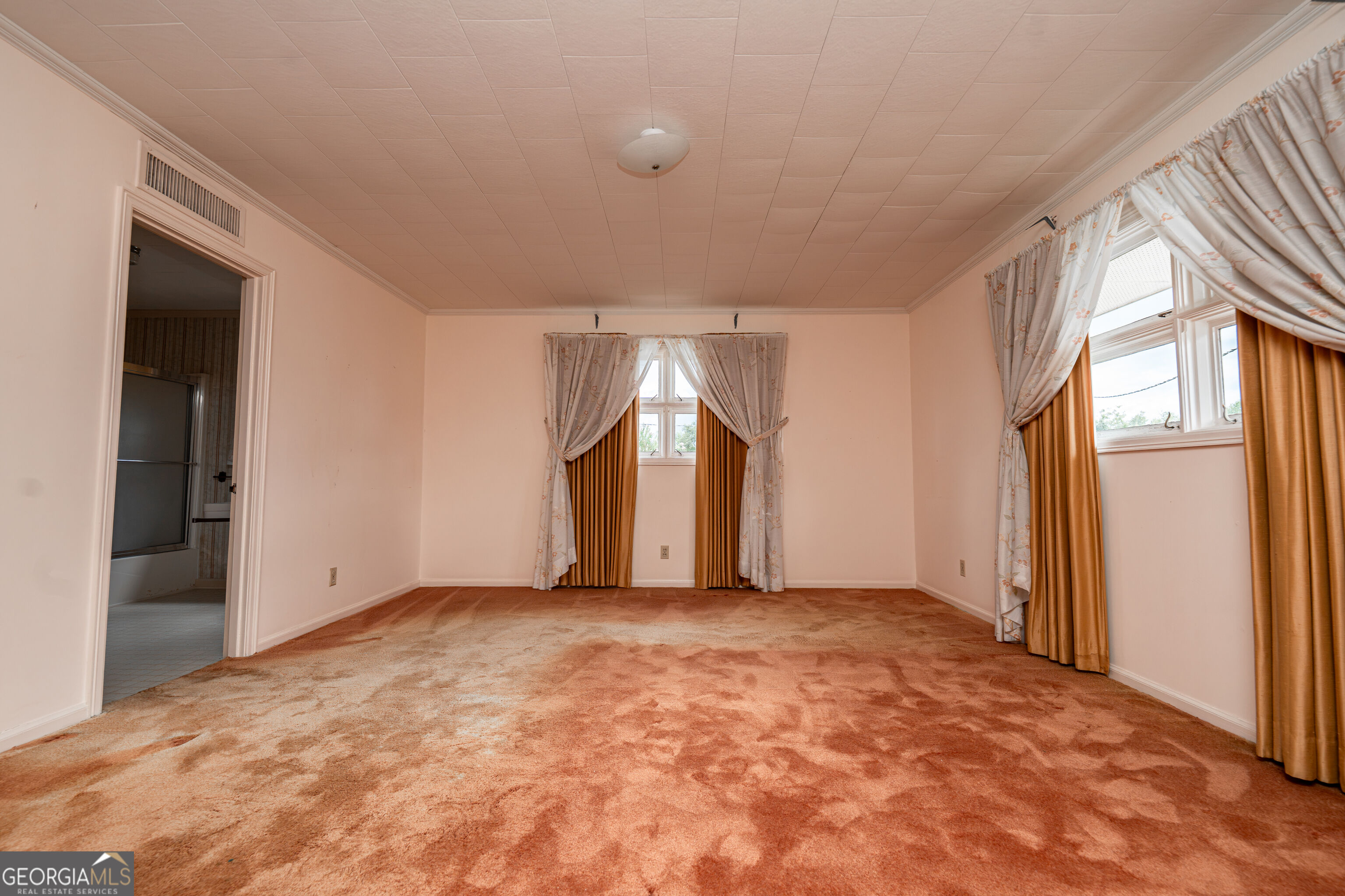 410 S Newcombe Avenue Property Photo 29