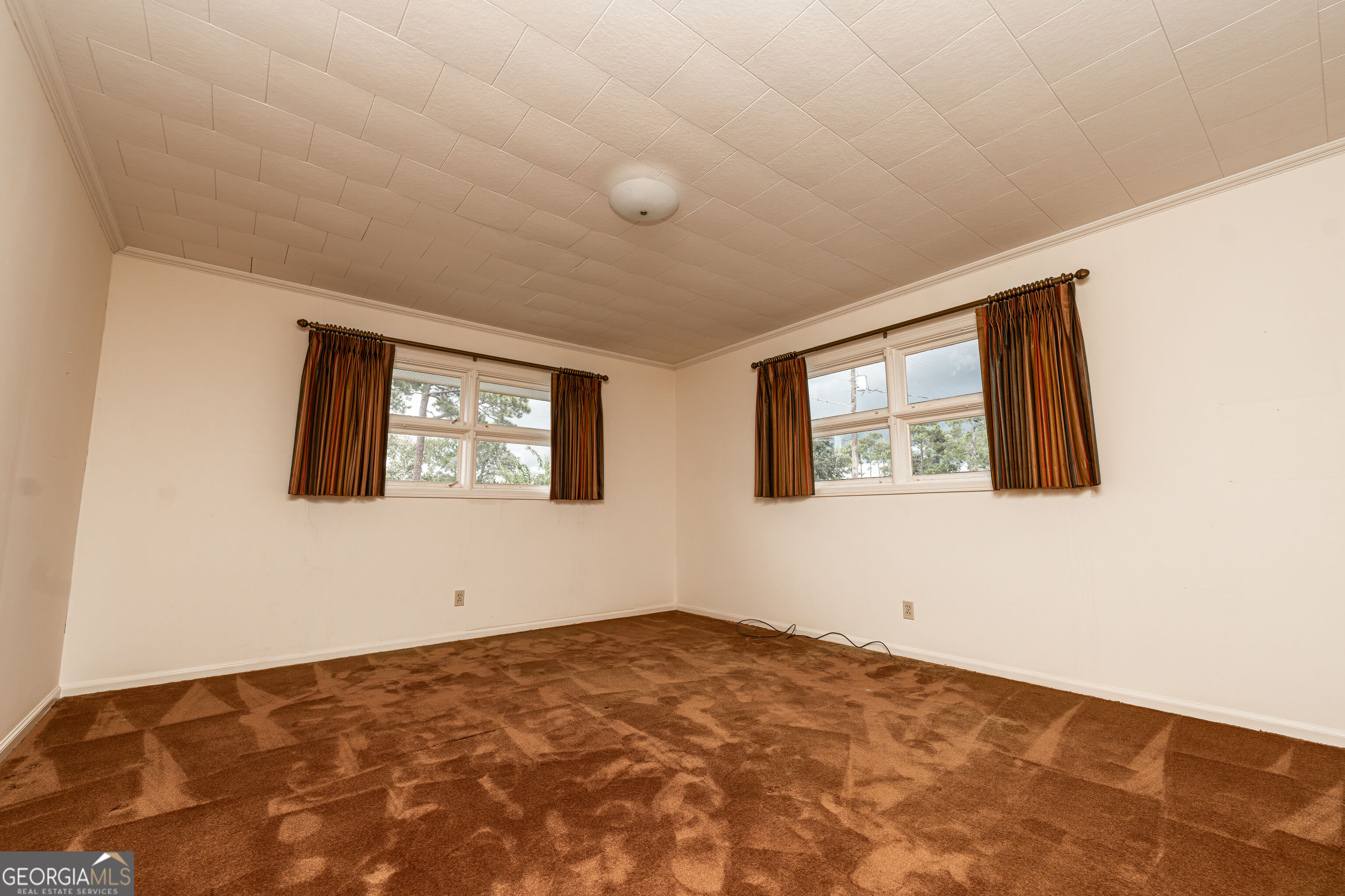 410 S Newcombe Avenue Property Photo 34