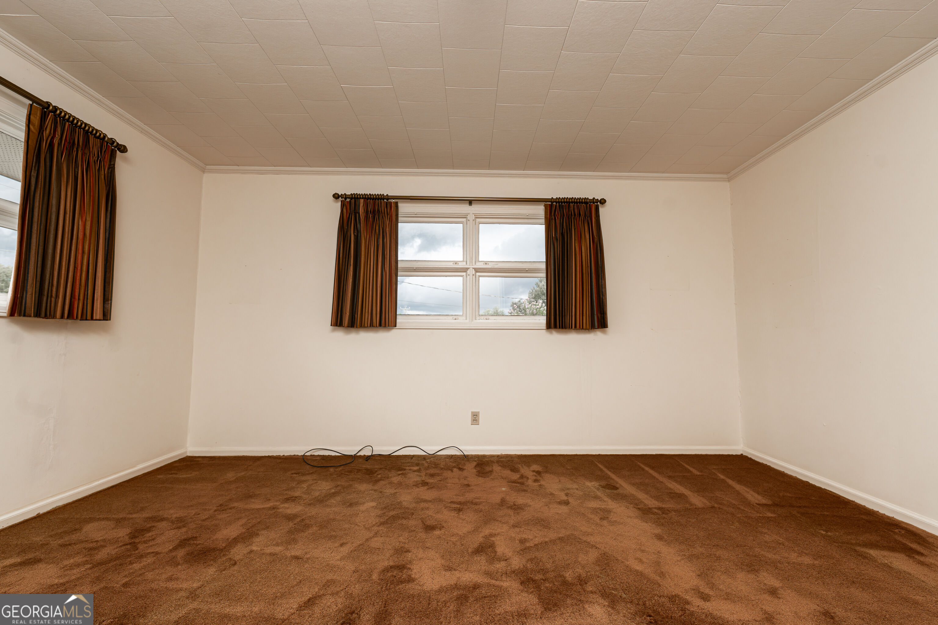 410 S Newcombe Avenue Property Photo 35