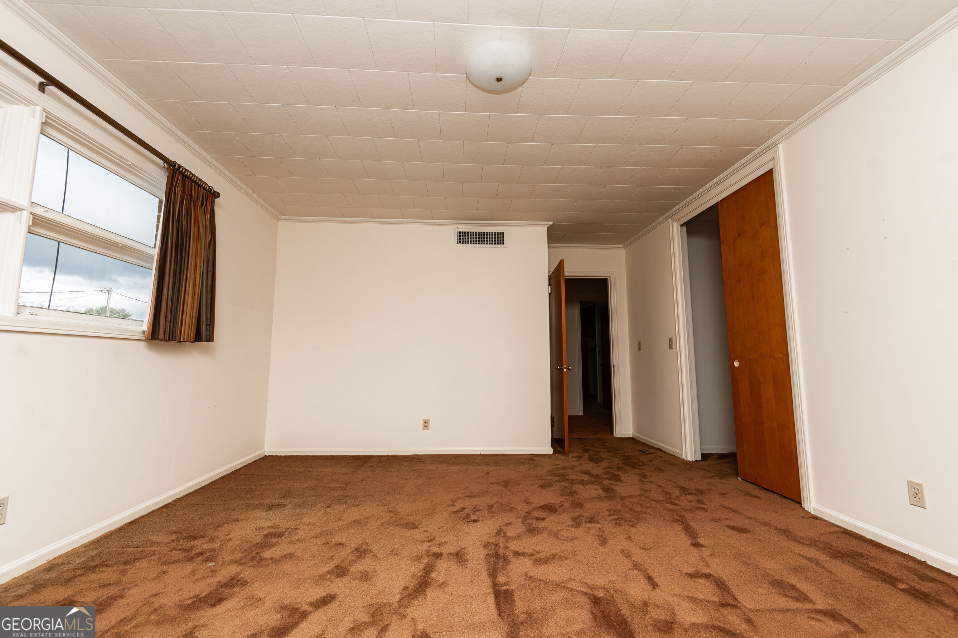 410 S Newcombe Avenue Property Photo 36