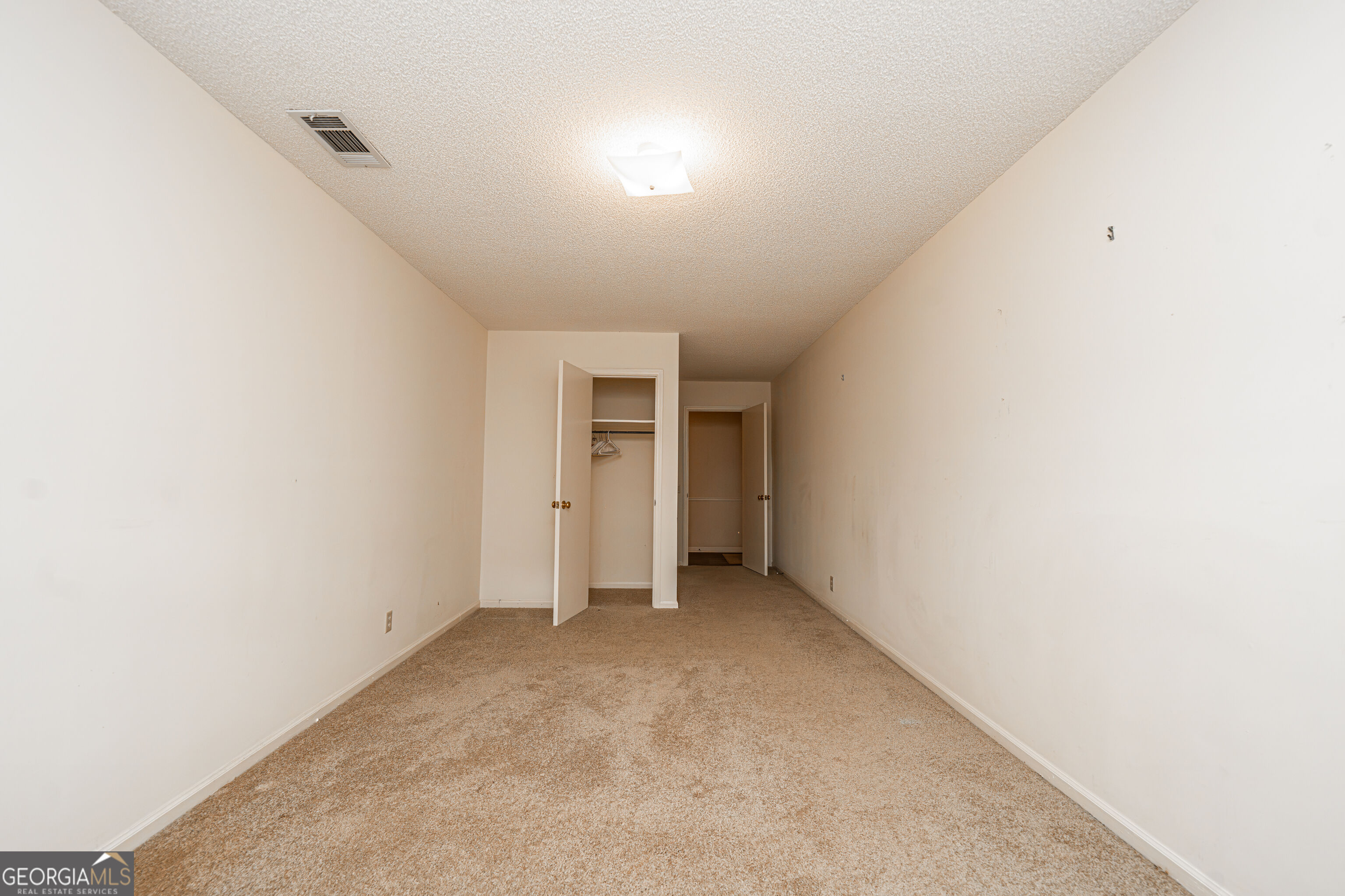 410 S Newcombe Avenue Property Photo 47