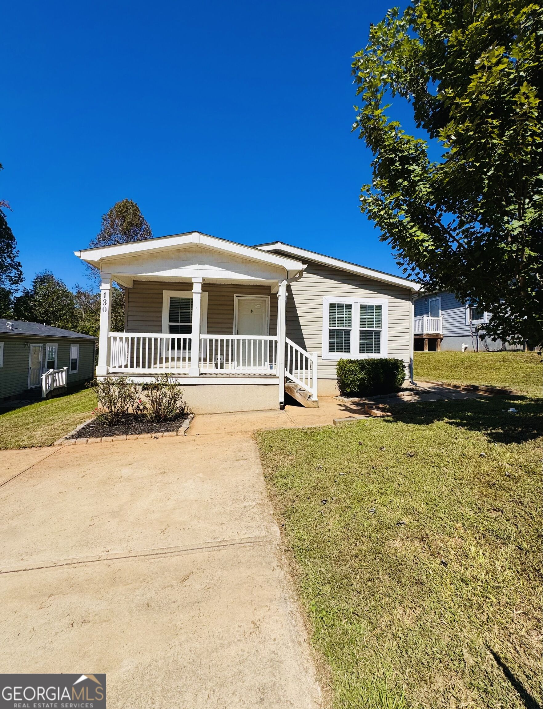130 Bob White Ln Property Photo 2