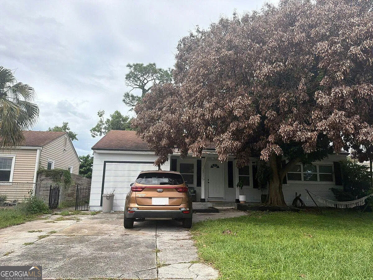 2011 Cornell Avenue Property Photo 1