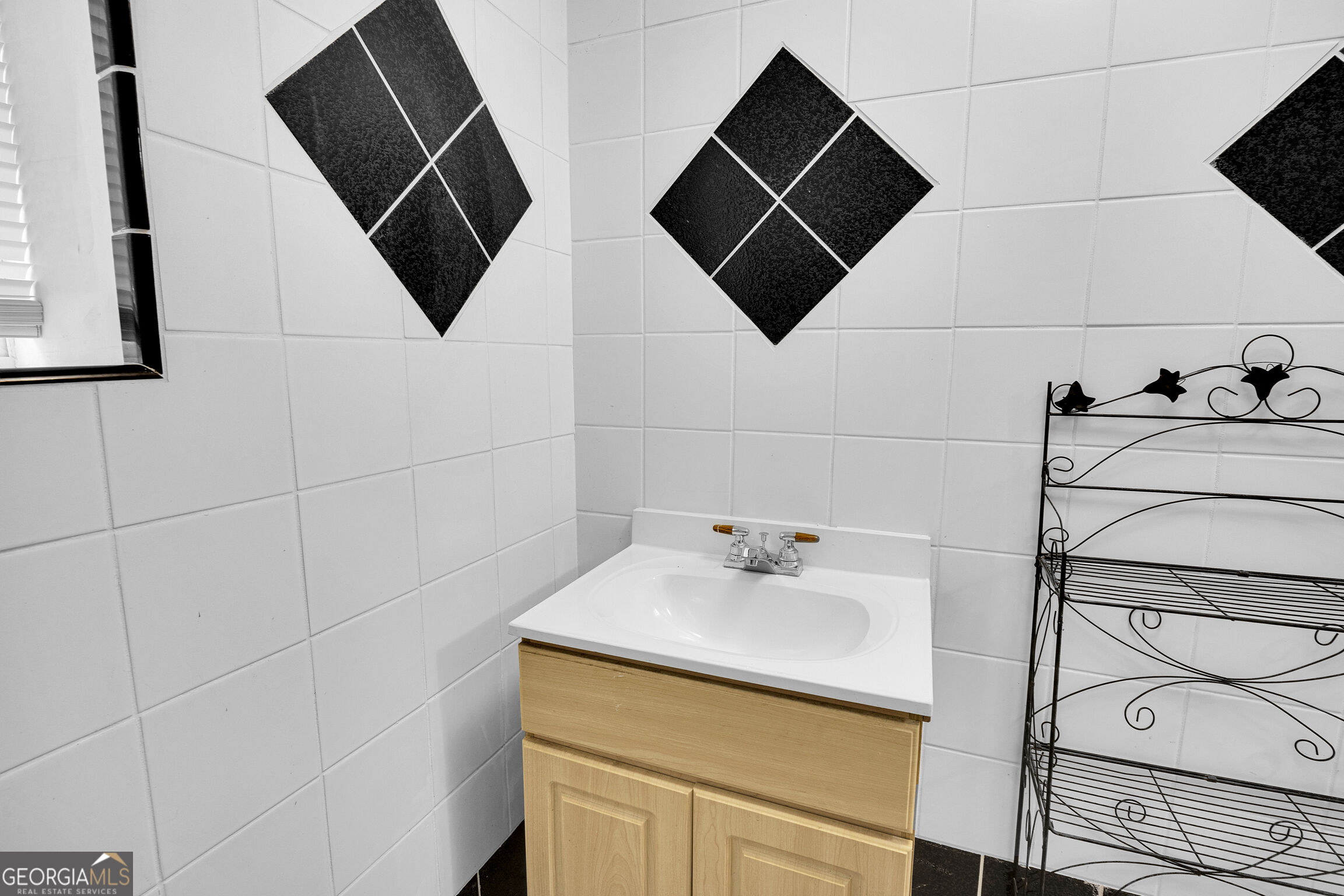 3071 White Road Ne Property Photo 41