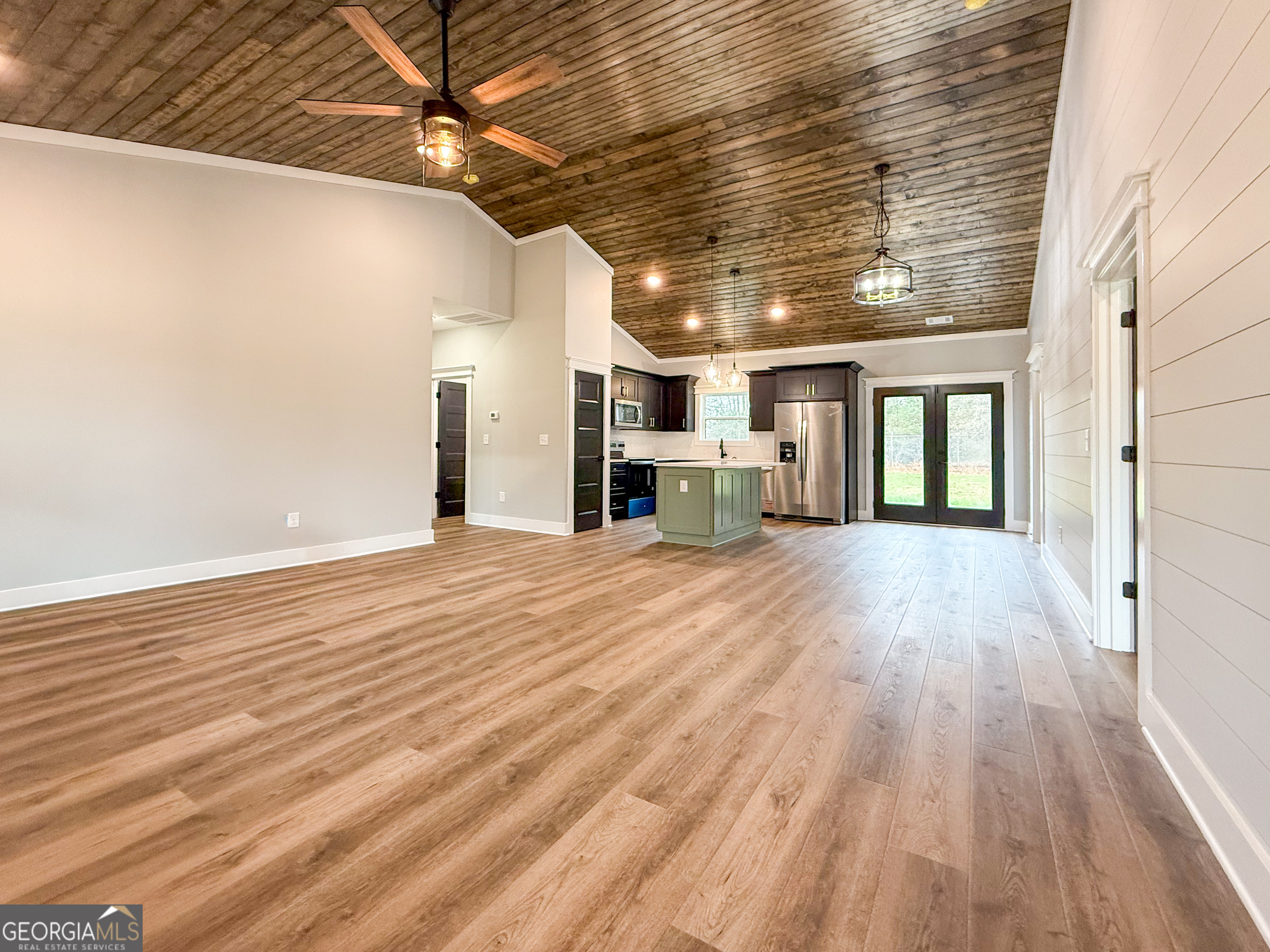 155 Hollywood Church Road Property Photo 3