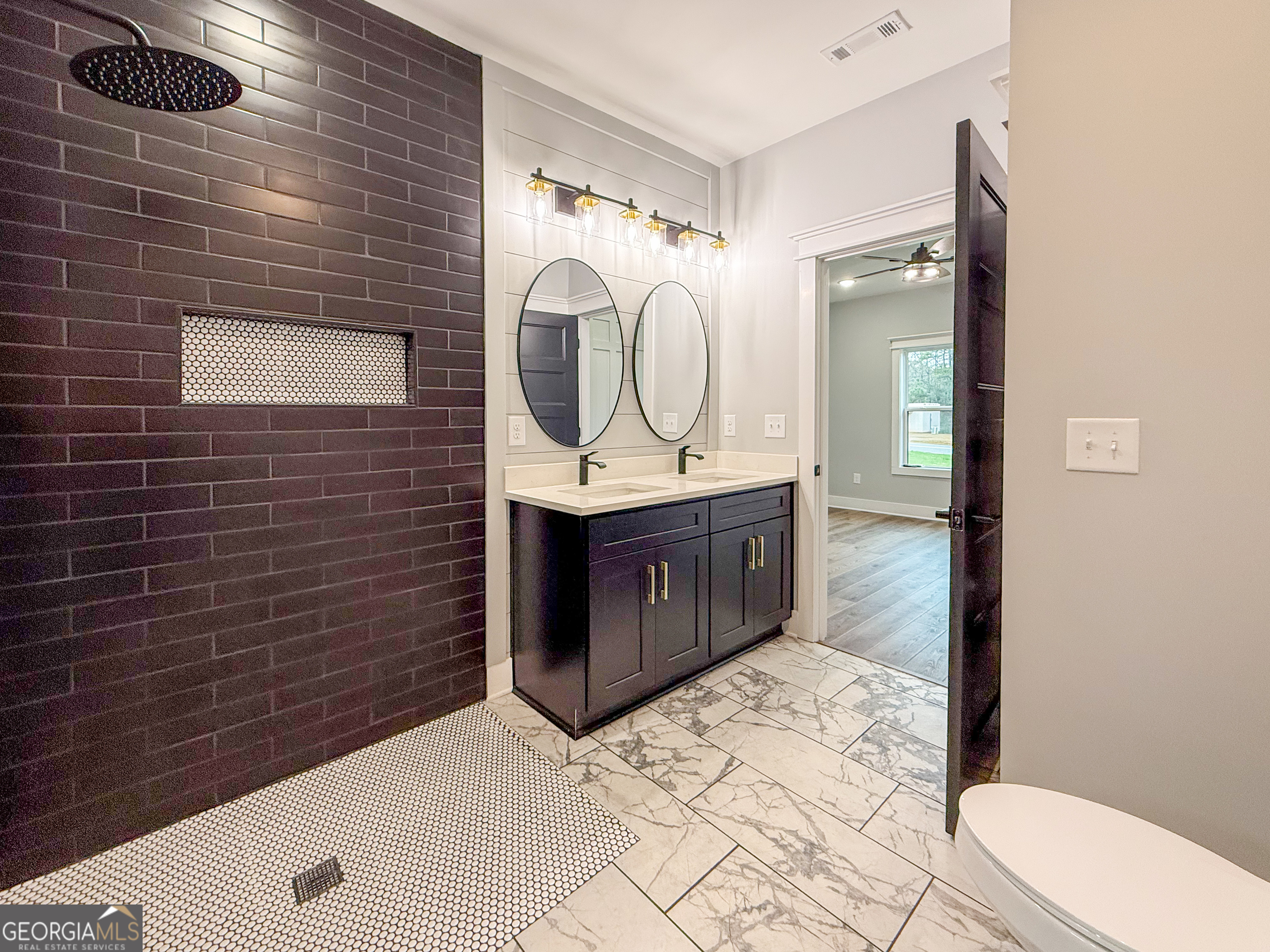 155 Hollywood Church Road Property Photo 17