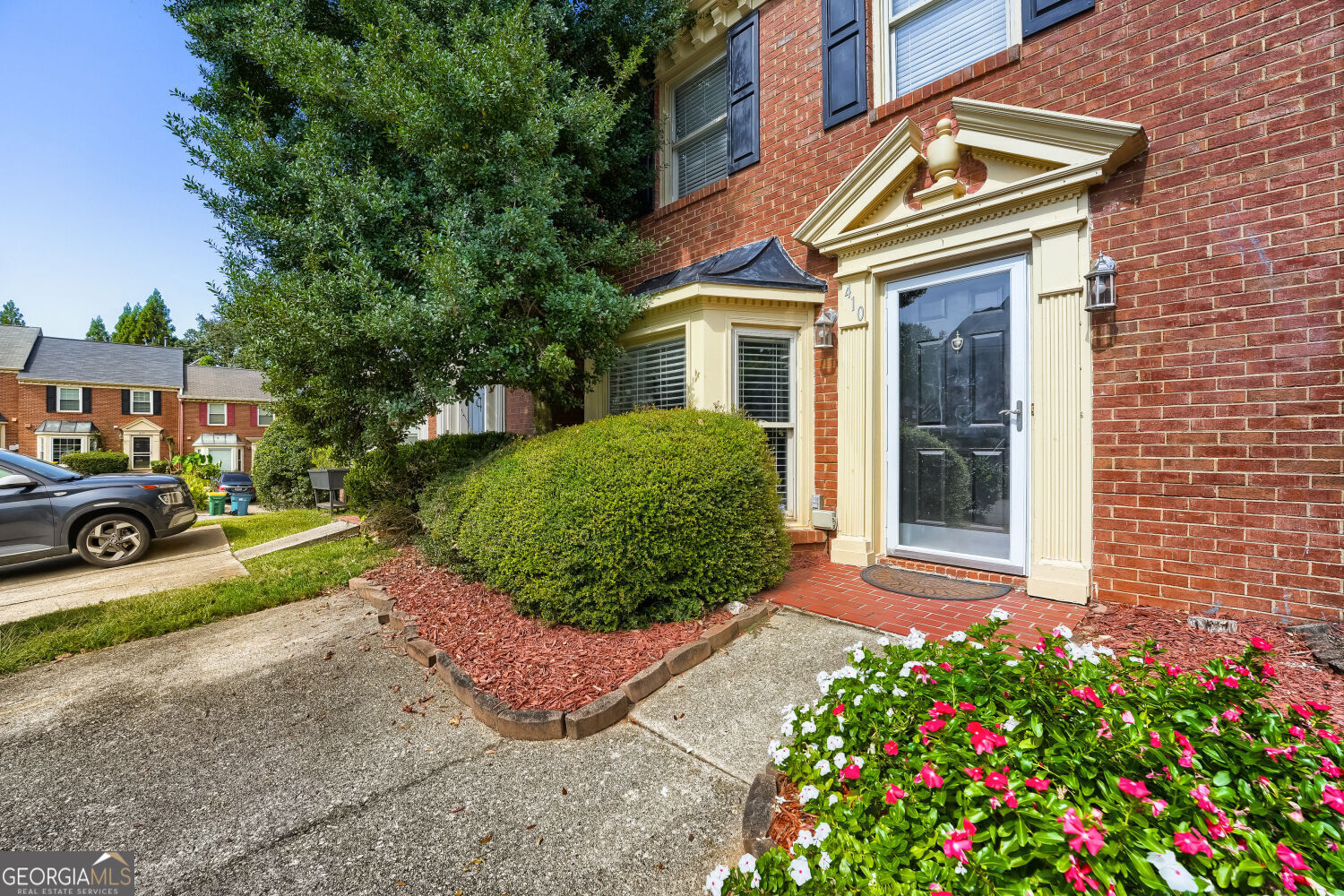 410 Forestgate Court Property Photo 2