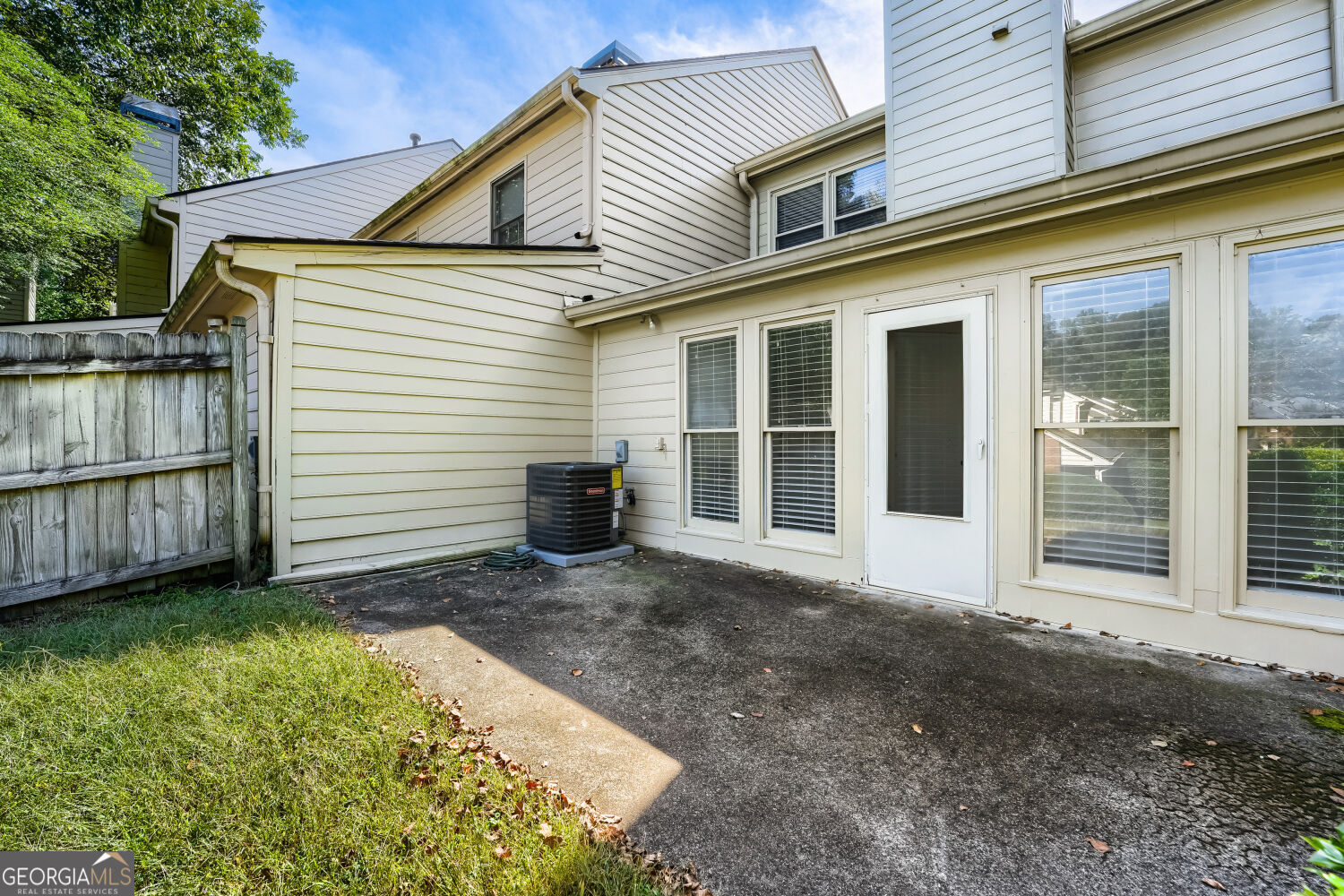 410 Forestgate Court Property Photo 17