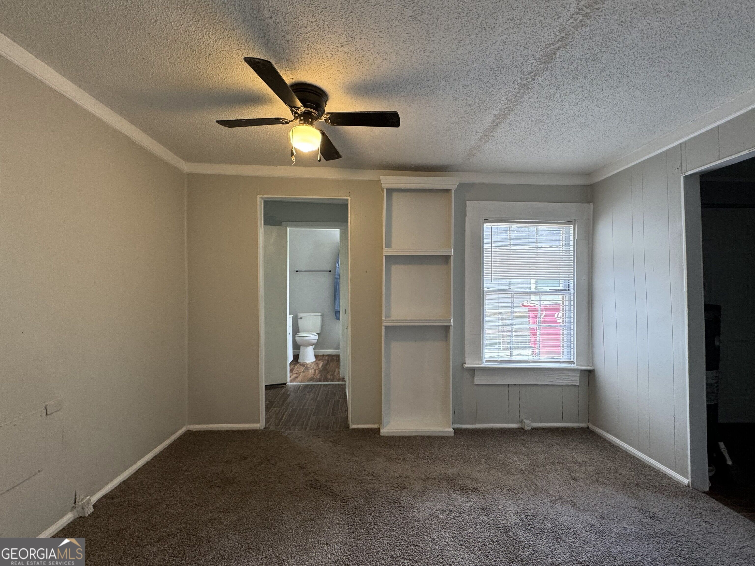 1539 Walnut Street Property Photo 7