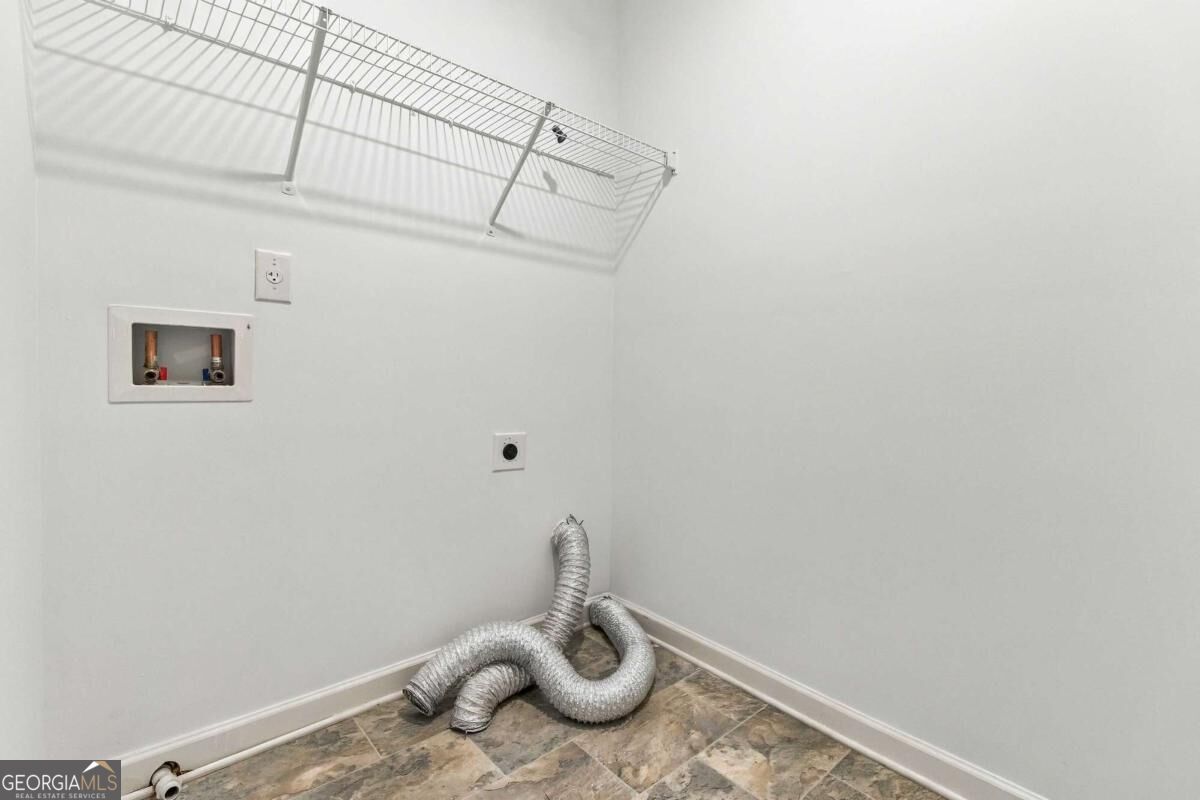 25 Lena Court Property Photo 15