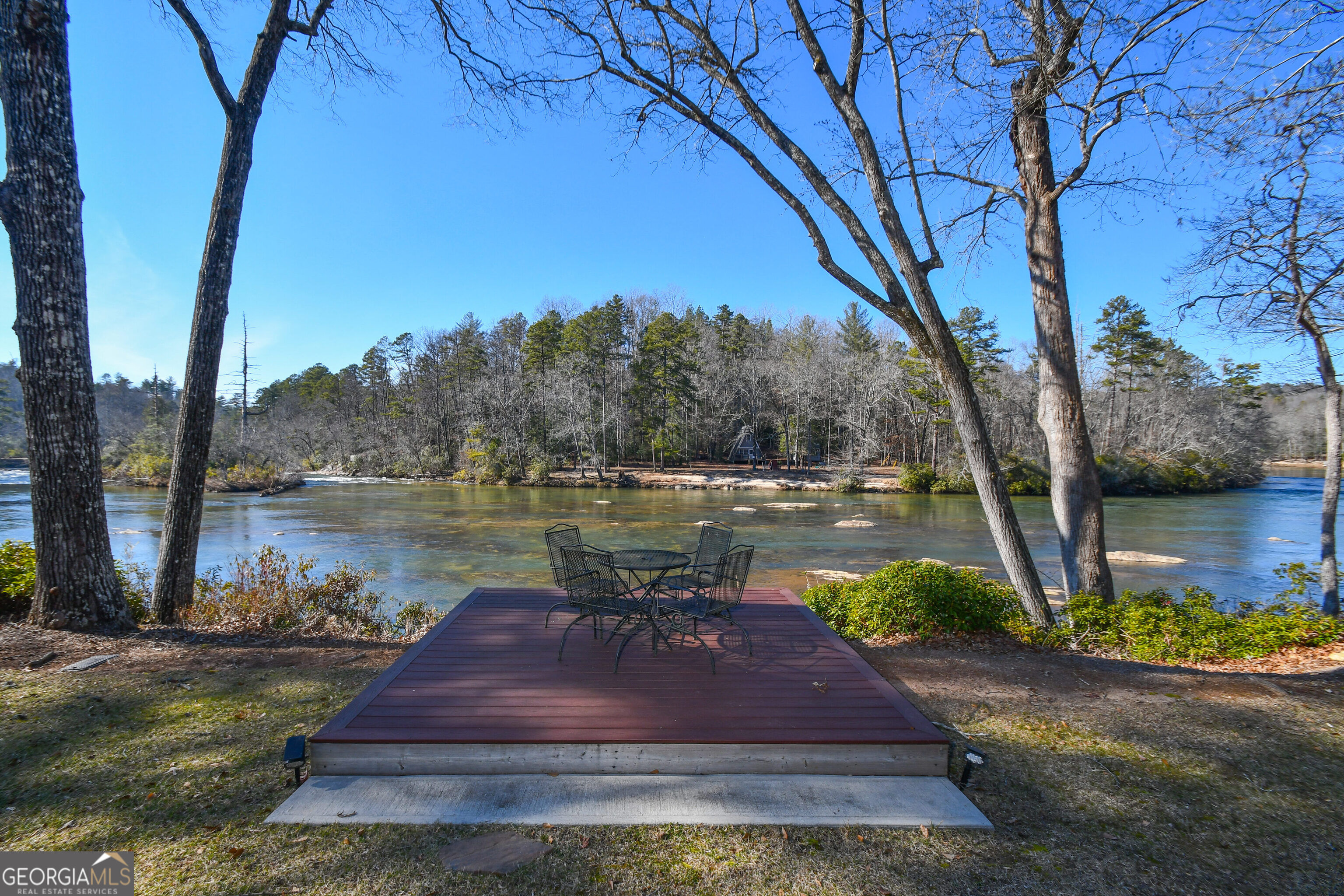 1207 Old River Road Property Photo 2