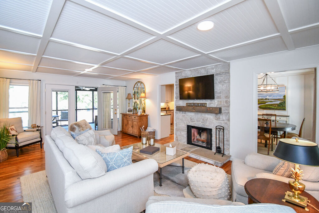 1207 Old River Road Property Photo 12