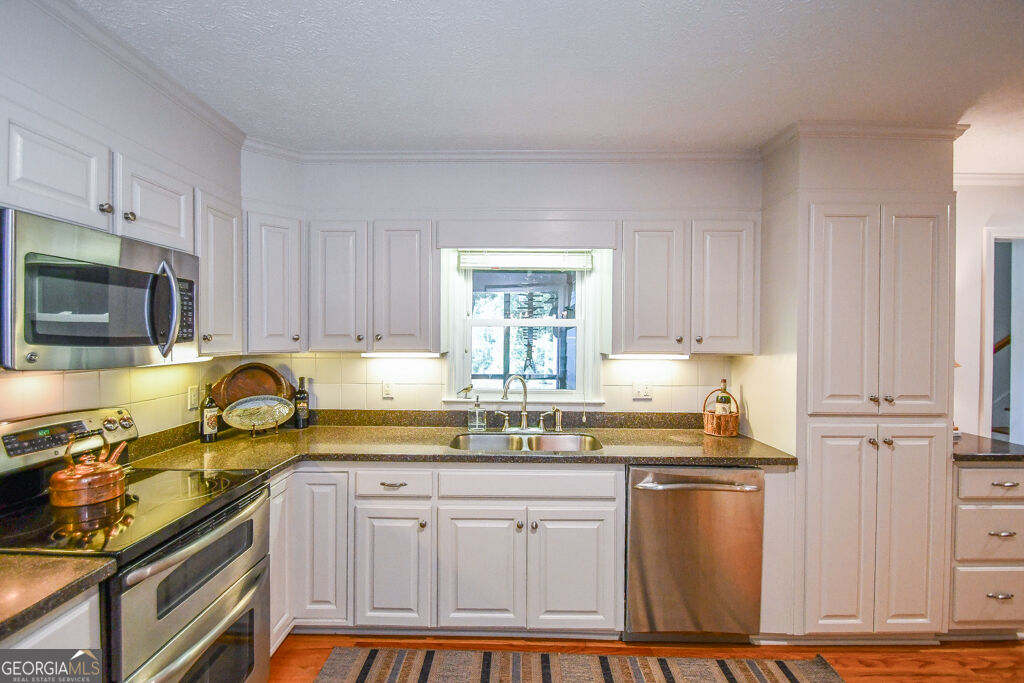 1207 Old River Road Property Photo 20