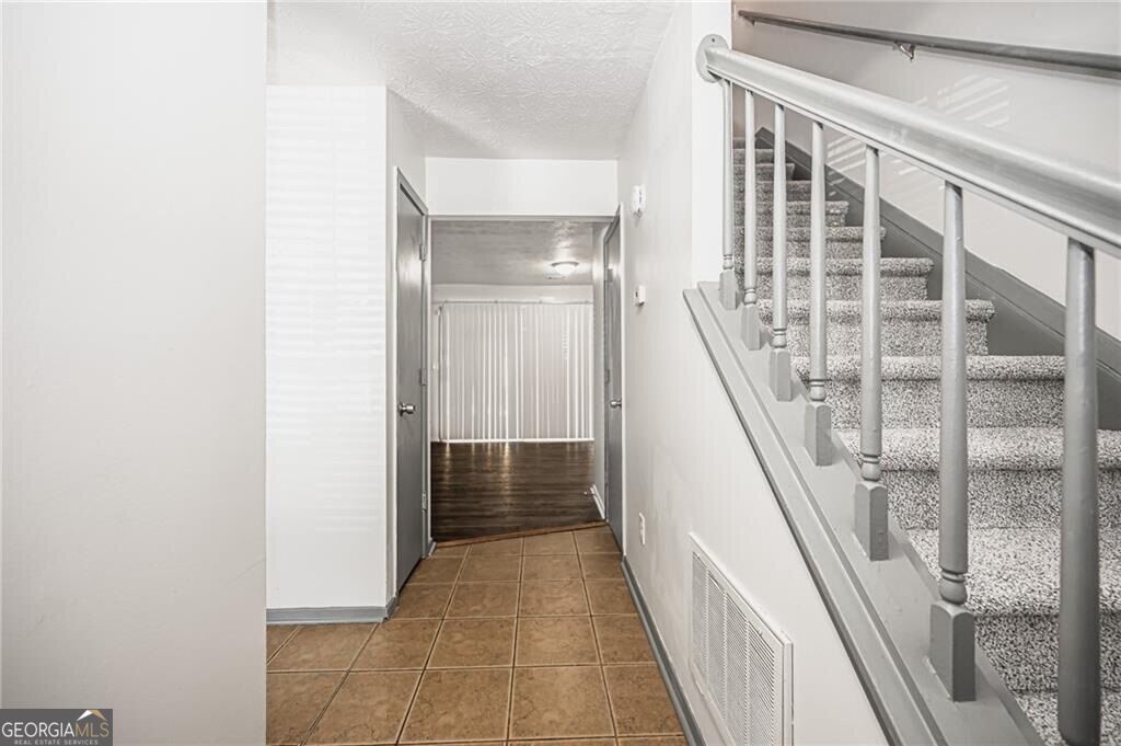 1497 Kilmuir Way Property Photo 4