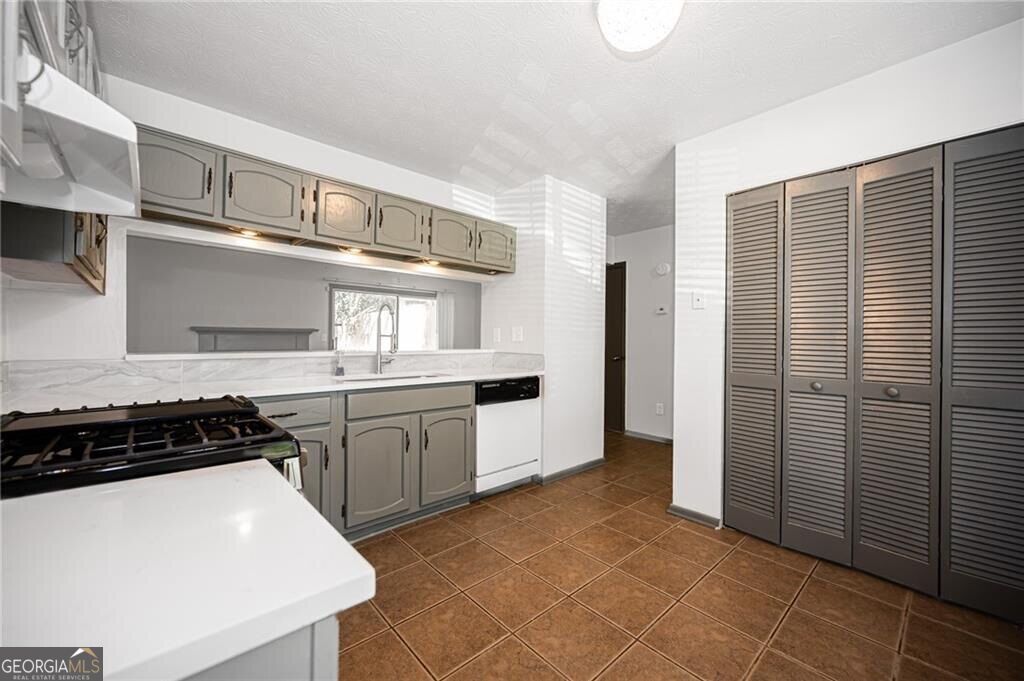 1497 Kilmuir Way Property Photo 8