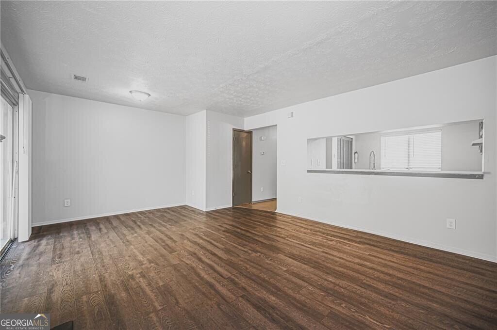 1497 Kilmuir Way Property Photo 16