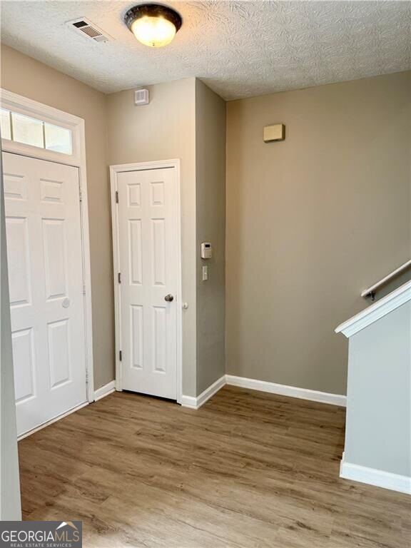 4153 Park Chase Drive Property Photo 7