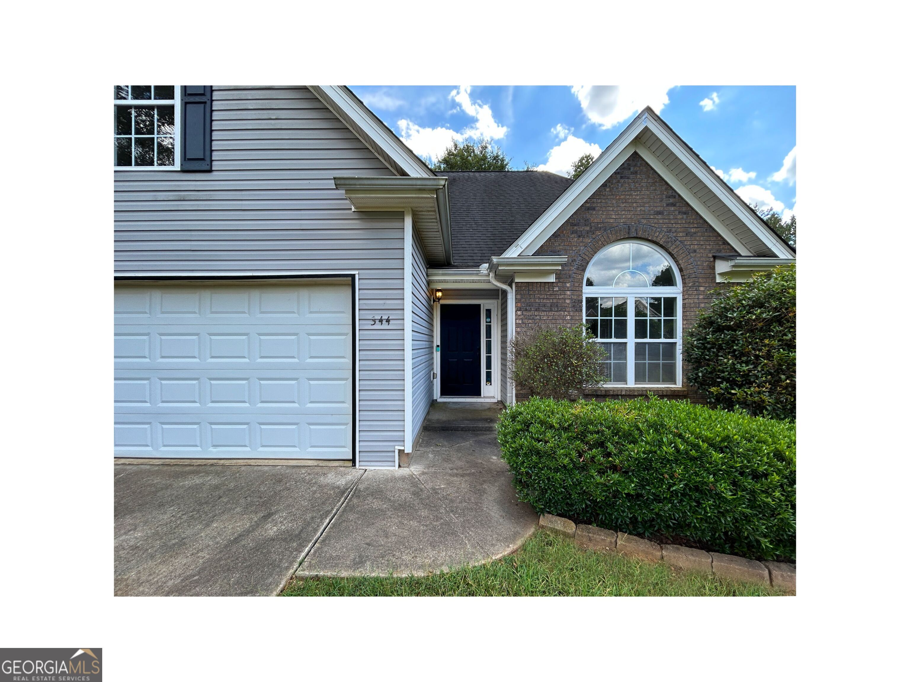 344 River Landing Drive Property Photo 3