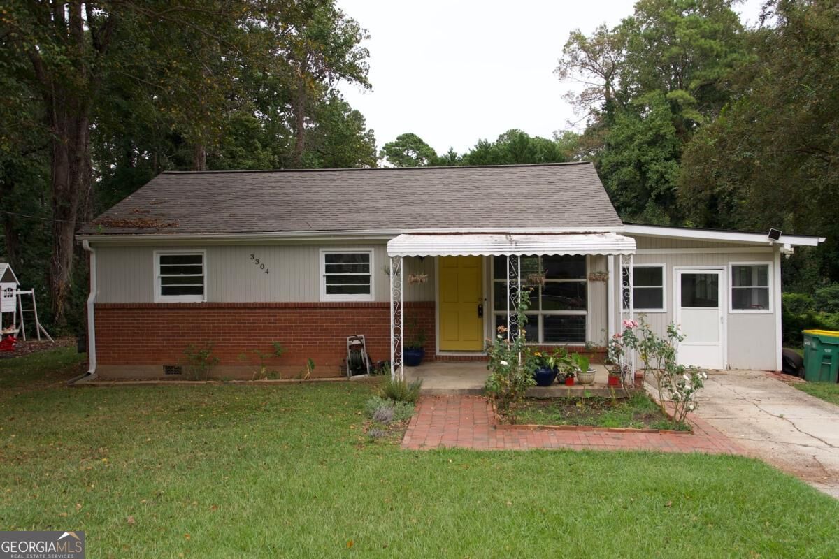 3304 Spring Drive Property Photo 1