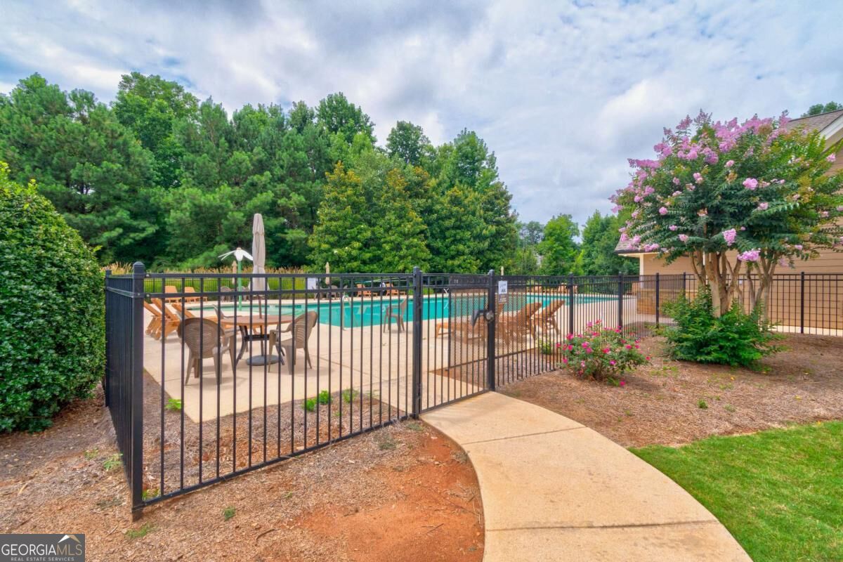 6545 Trailwaytrce Trace Property Photo 30