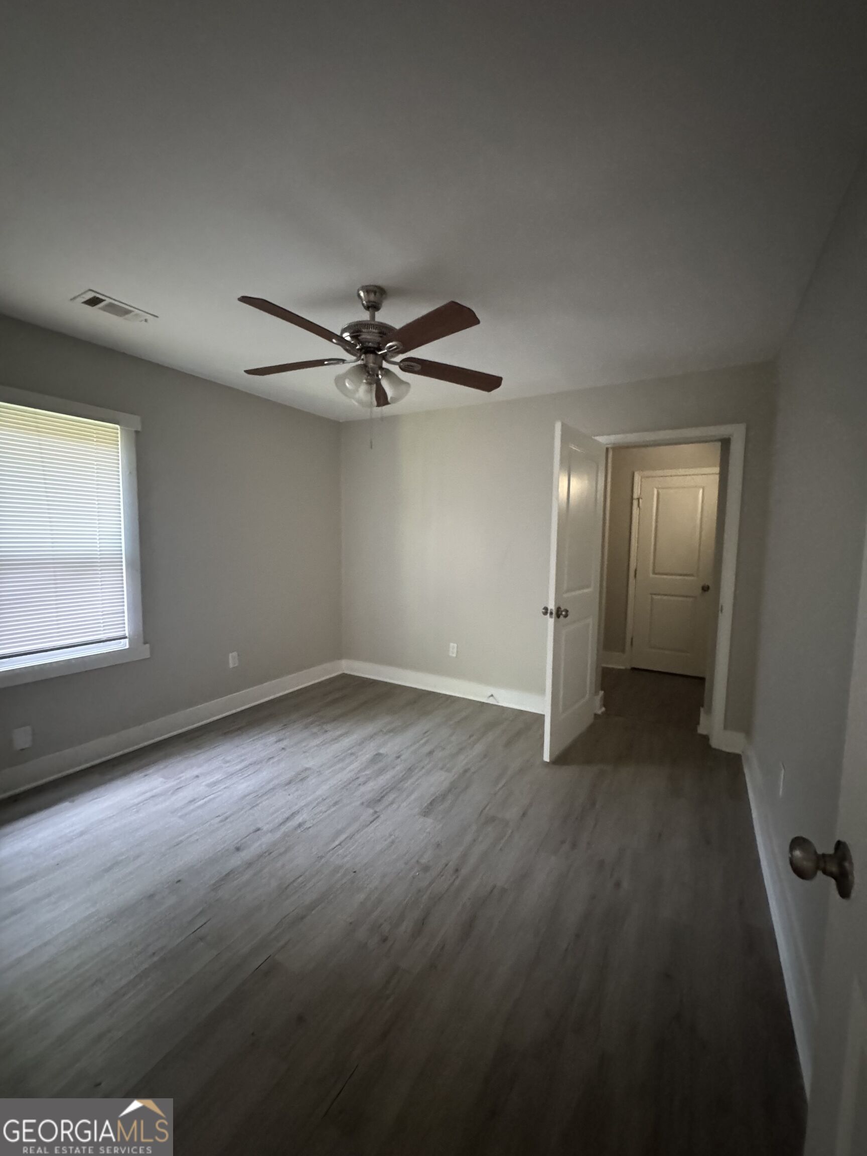 1174 Dolphin Drive Sw Property Photo 4