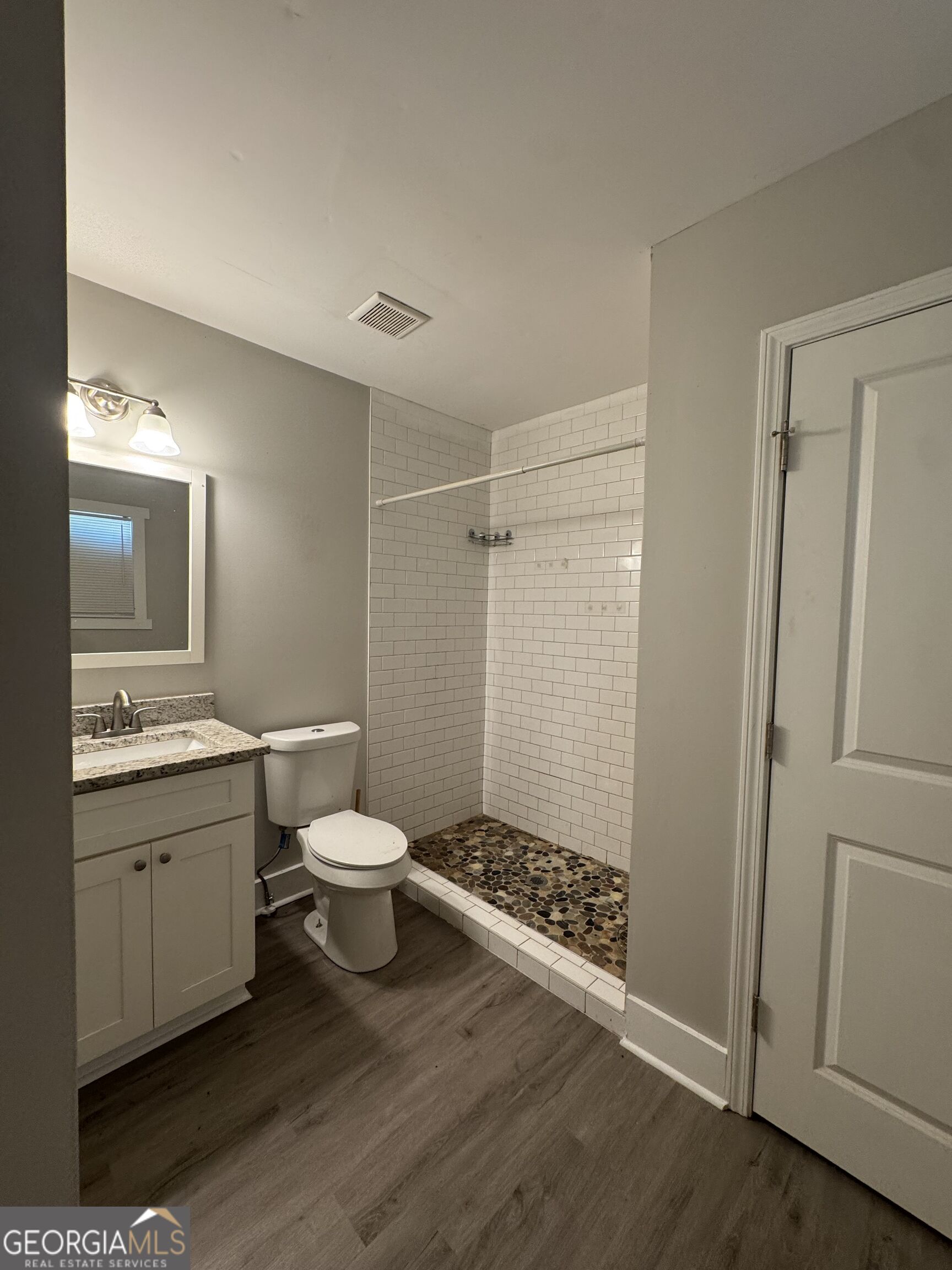 1174 Dolphin Drive Sw Property Photo 14