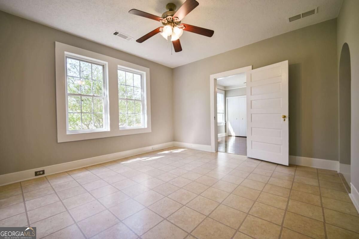 45 Elm Street Property Photo 9