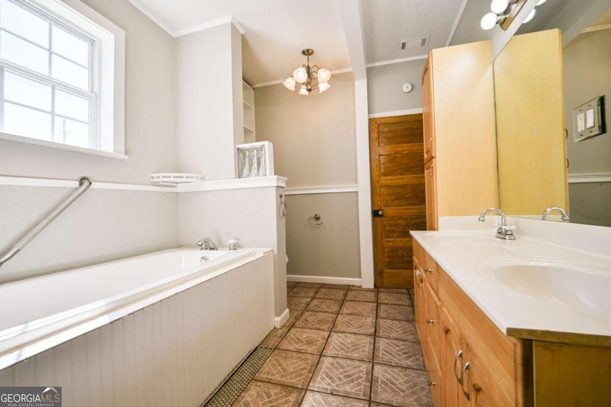 45 Elm Street Property Photo 14