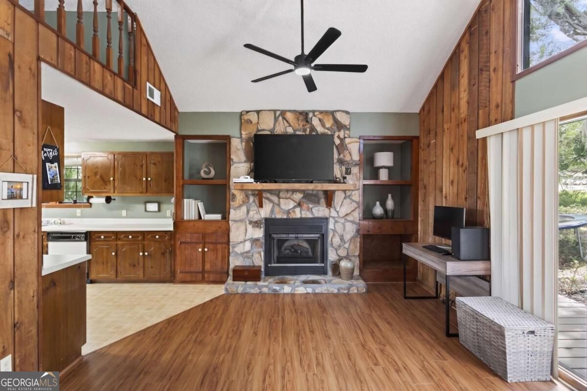 5236 David Drive Property Photo 3