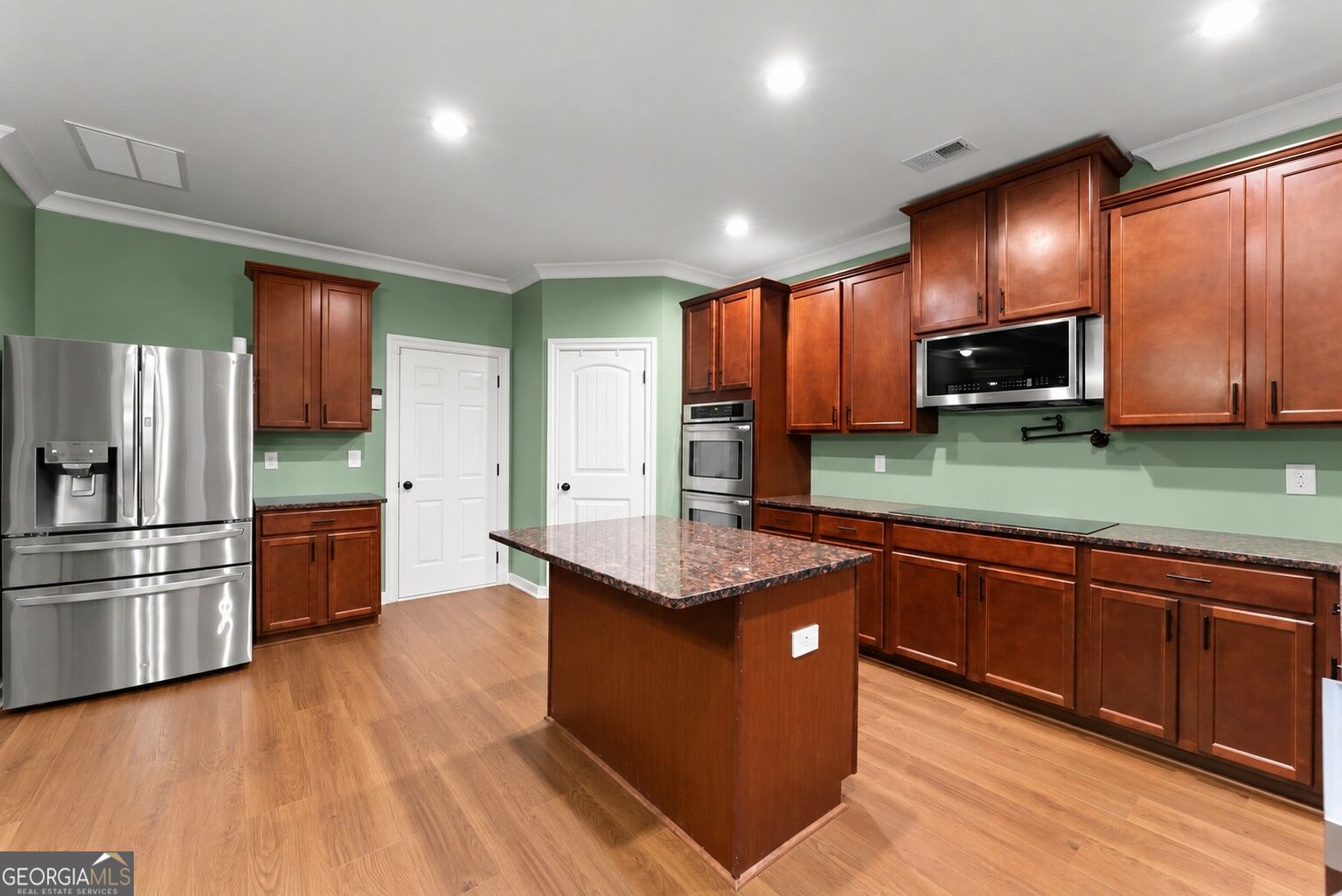 521 Georgia Circle Property Photo 8