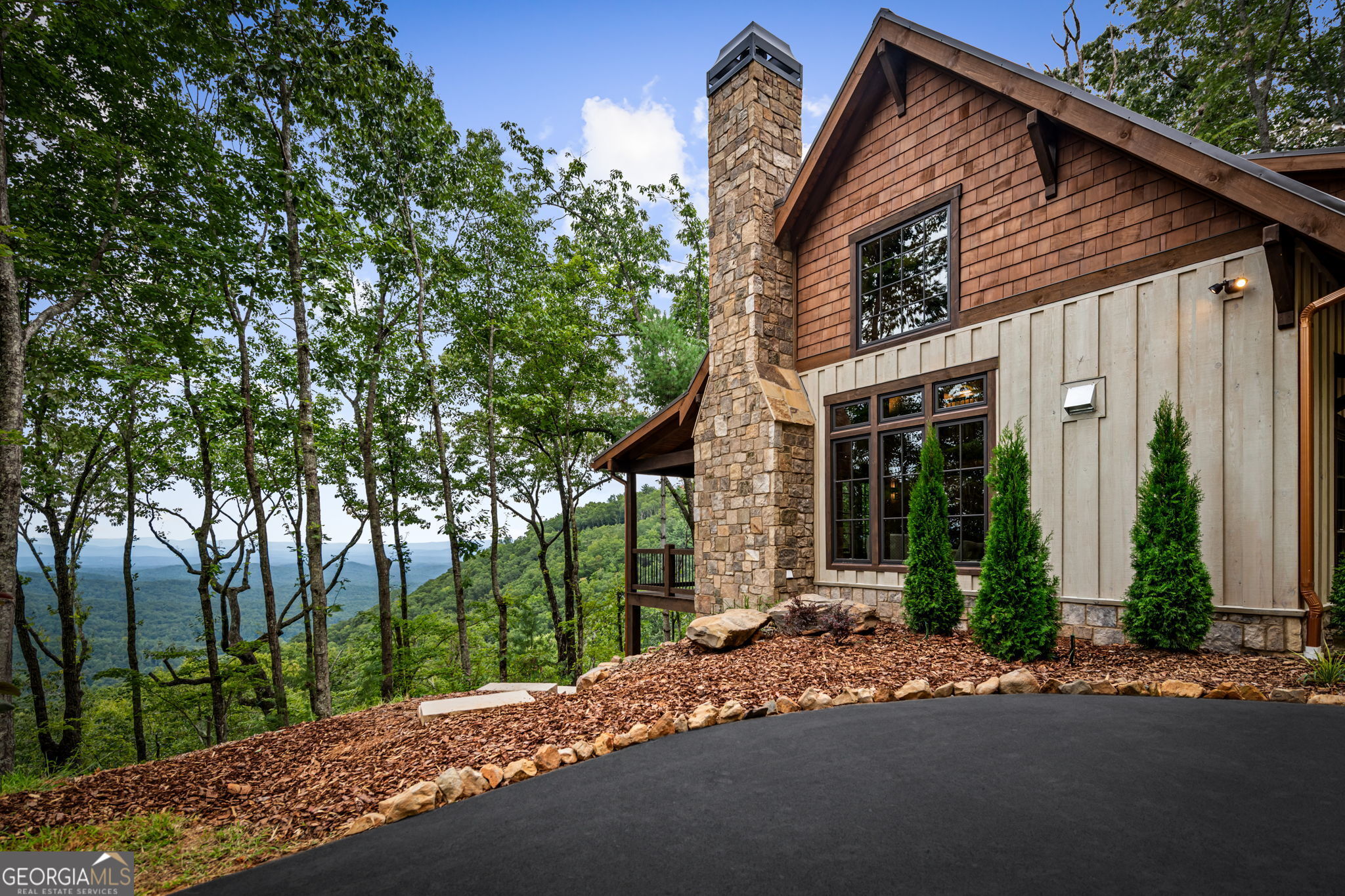 380 Utana Bluffs Trail Property Photo 71