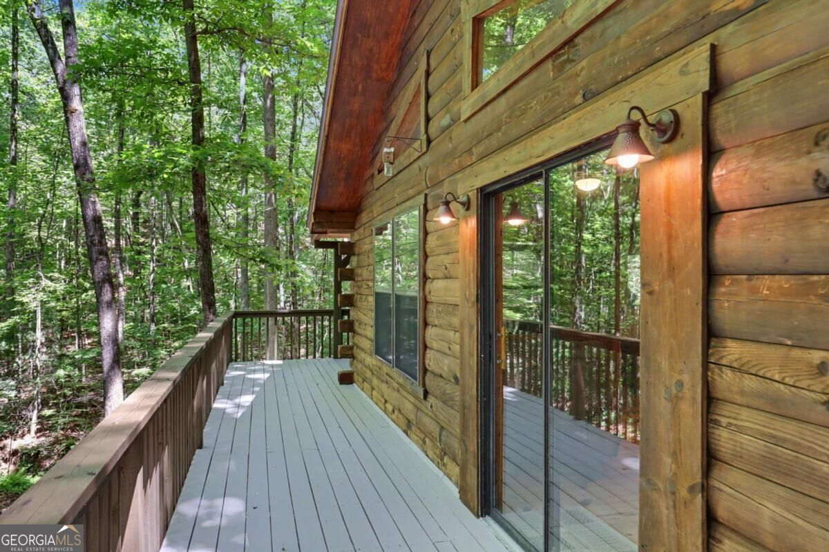 252 Navigator Lane Property Photo 9