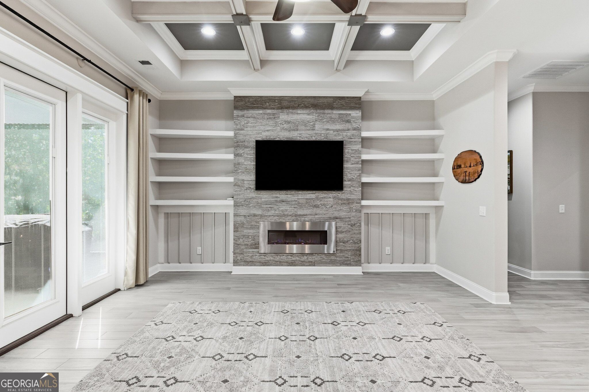 201 Storey Avenue Property Photo 15