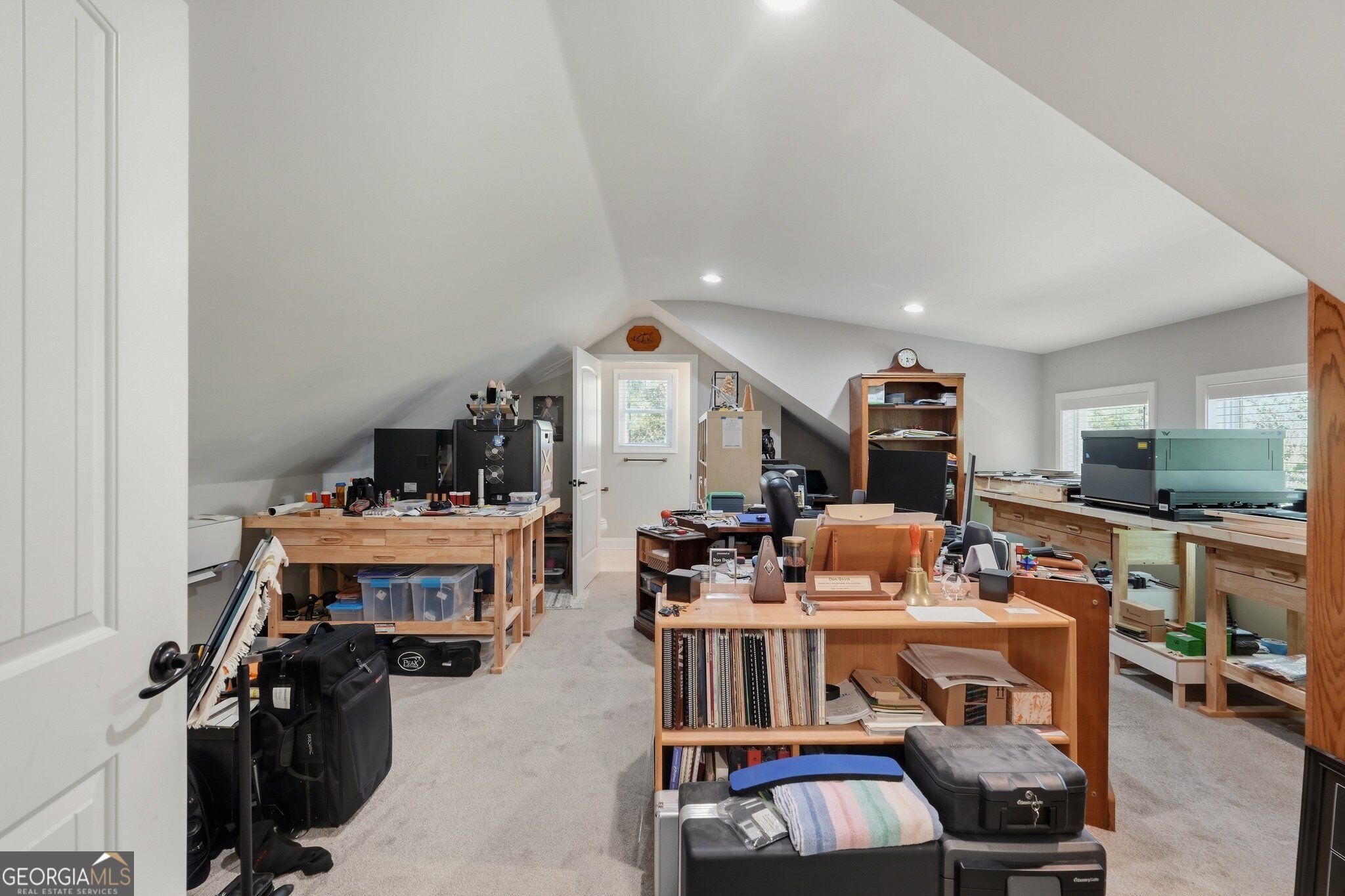 201 Storey Avenue Property Photo 27