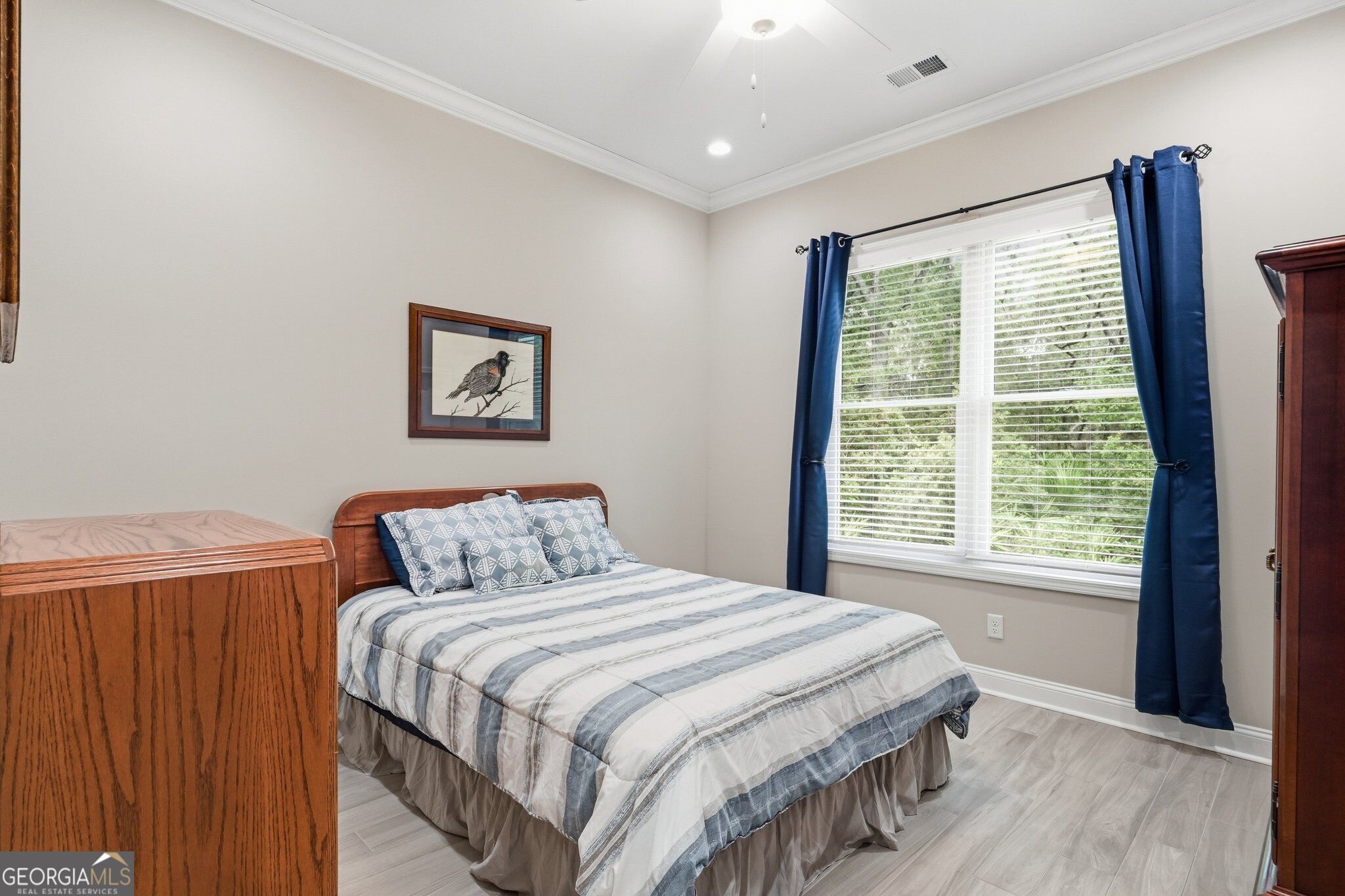 201 Storey Avenue Property Photo 36