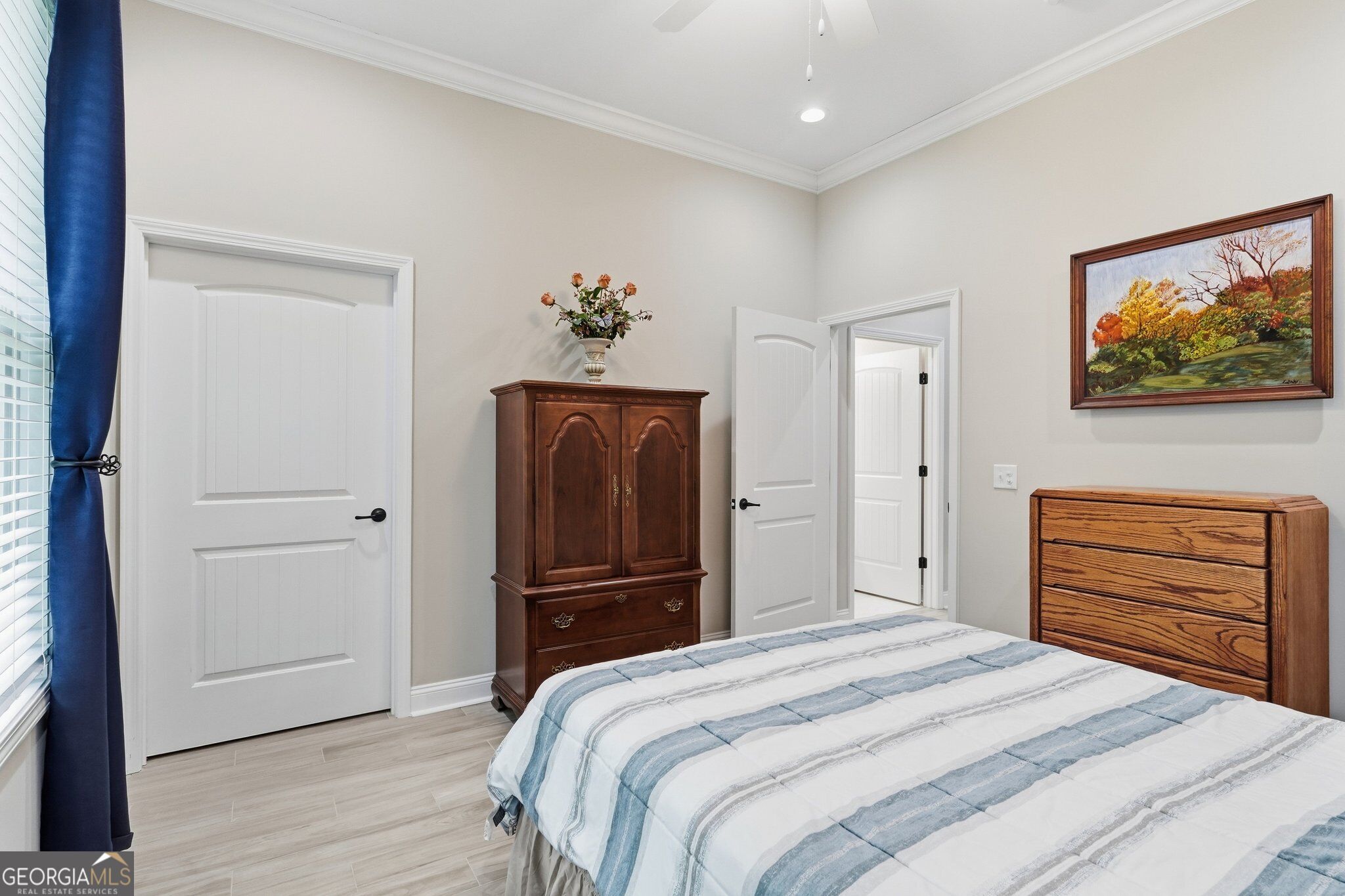 201 Storey Avenue Property Photo 37