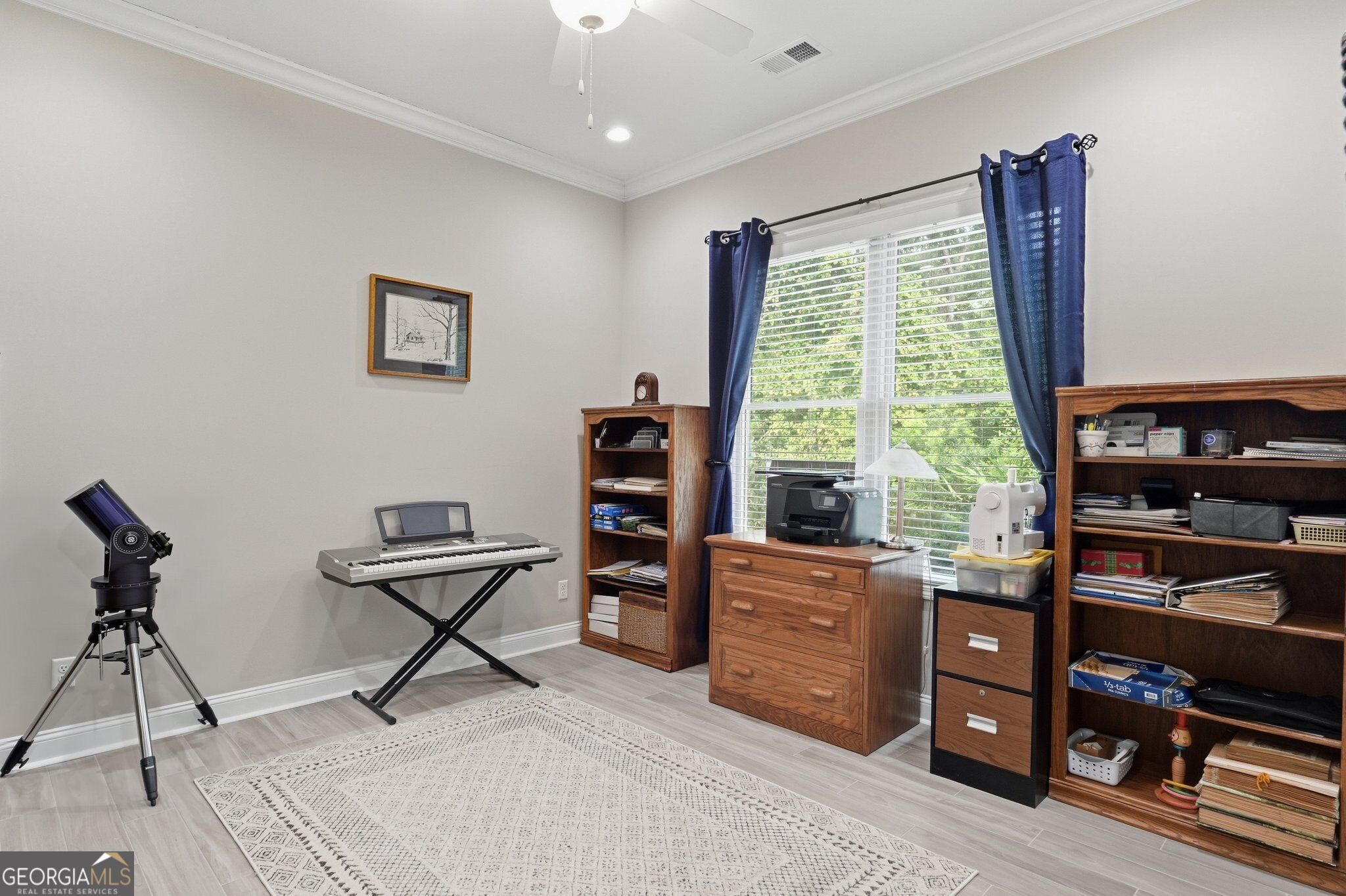 201 Storey Avenue Property Photo 39