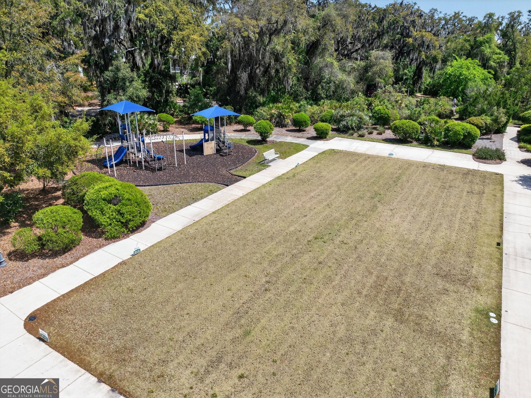 201 Storey Avenue Property Photo 63