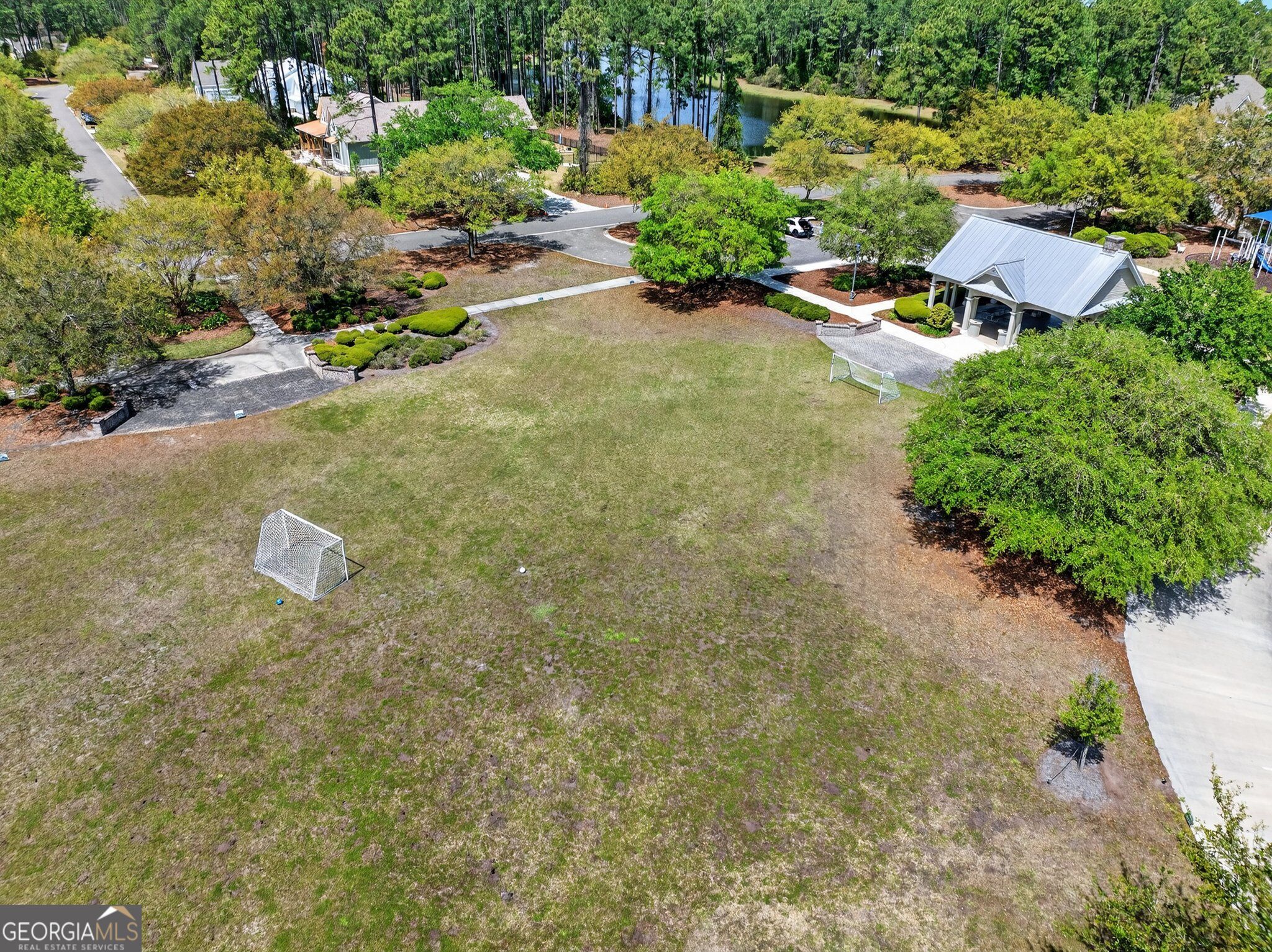 201 Storey Avenue Property Photo 64